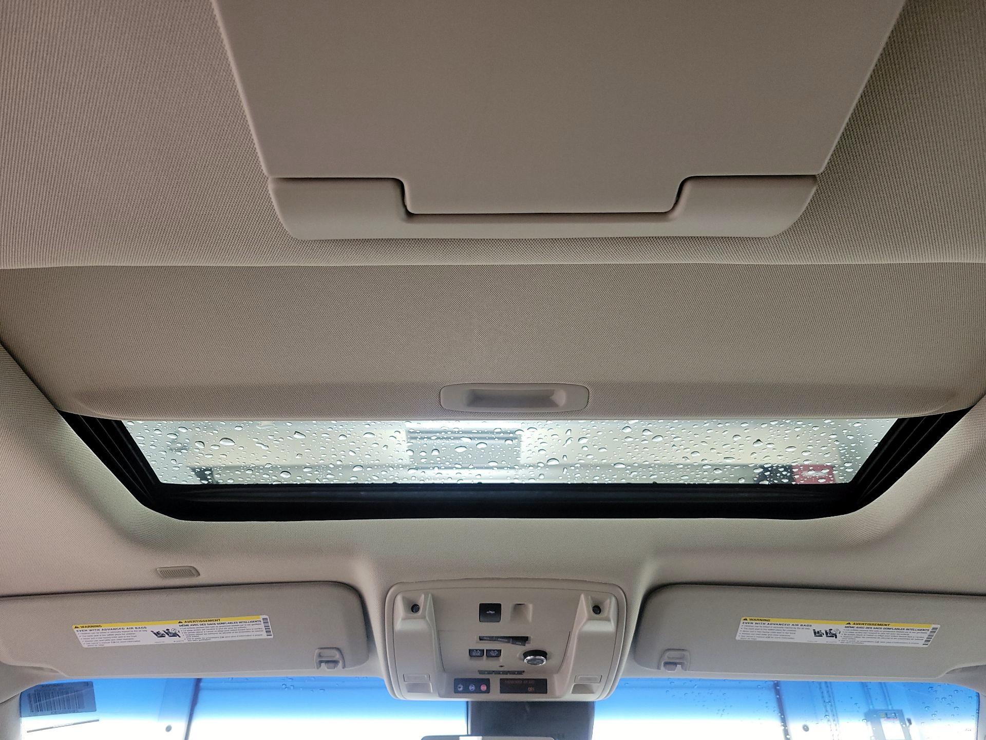 Thumbnail: 2017 Cadillac Escalade - 19