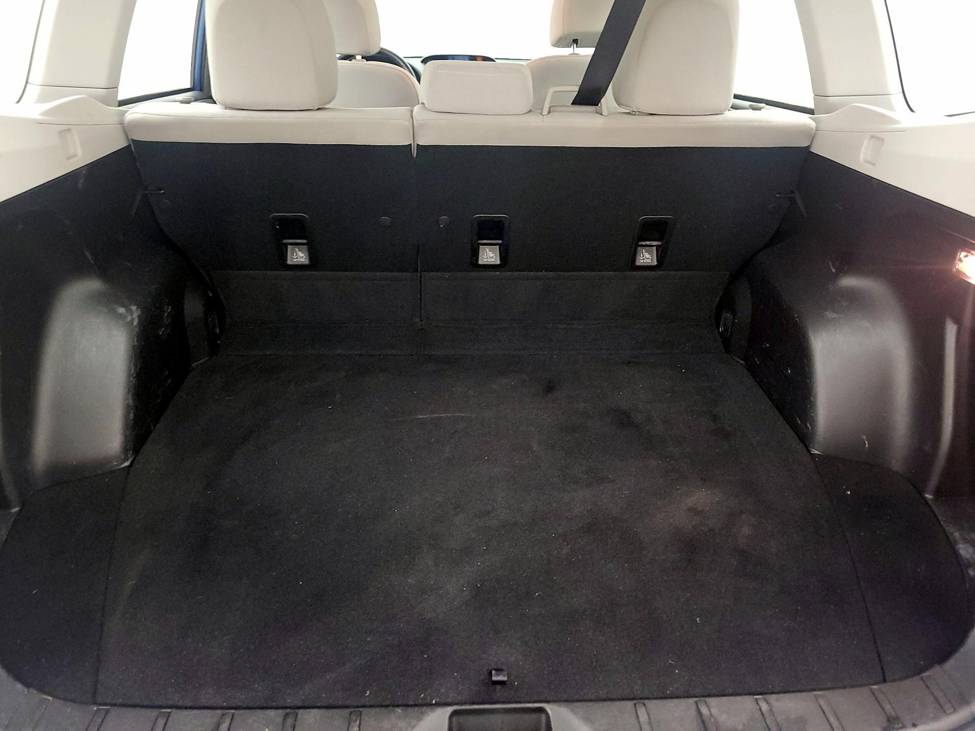 Thumbnail: 2015 Subaru Forester - 18