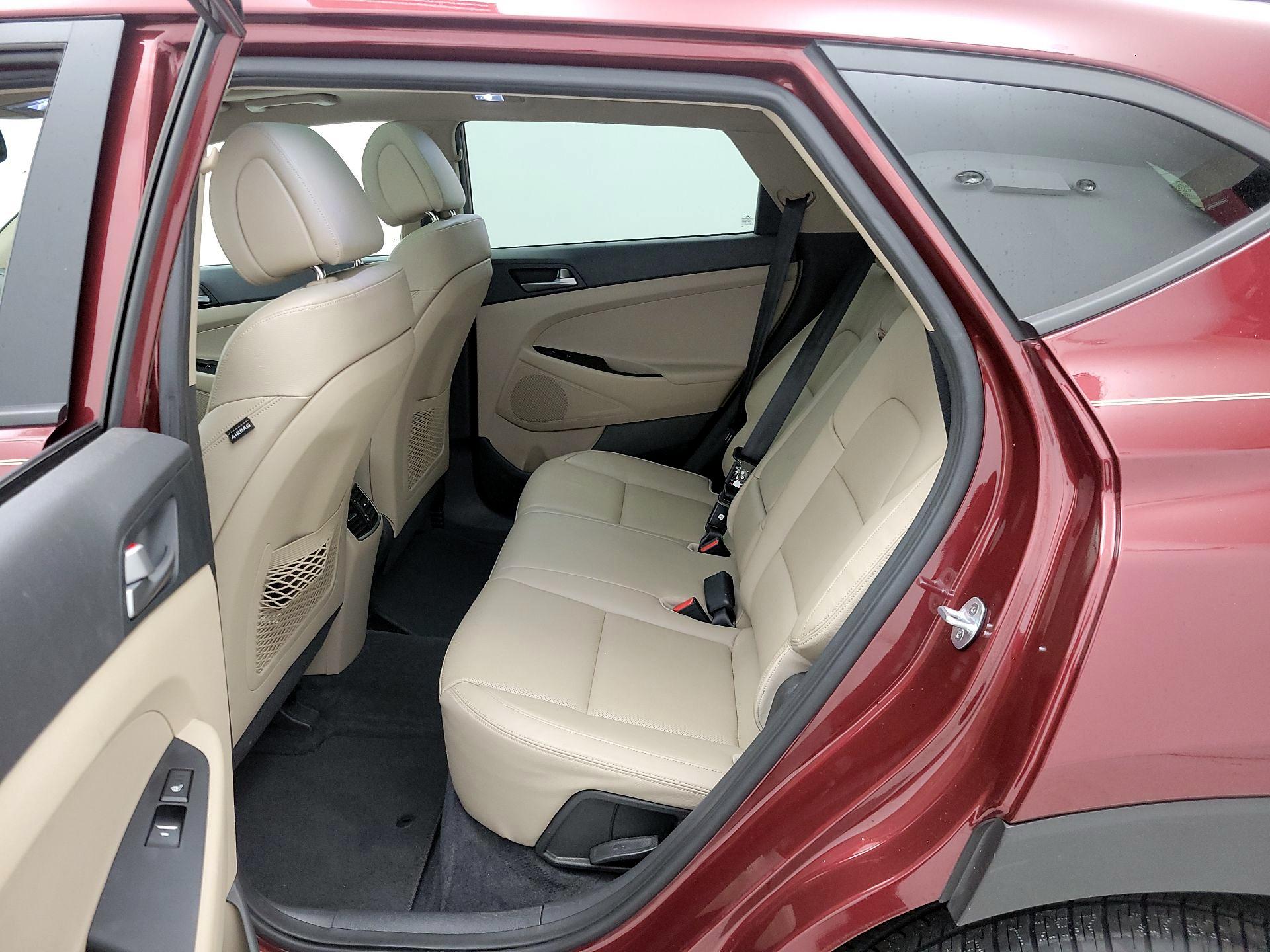 Thumbnail: 2016 Hyundai Tucson - 20