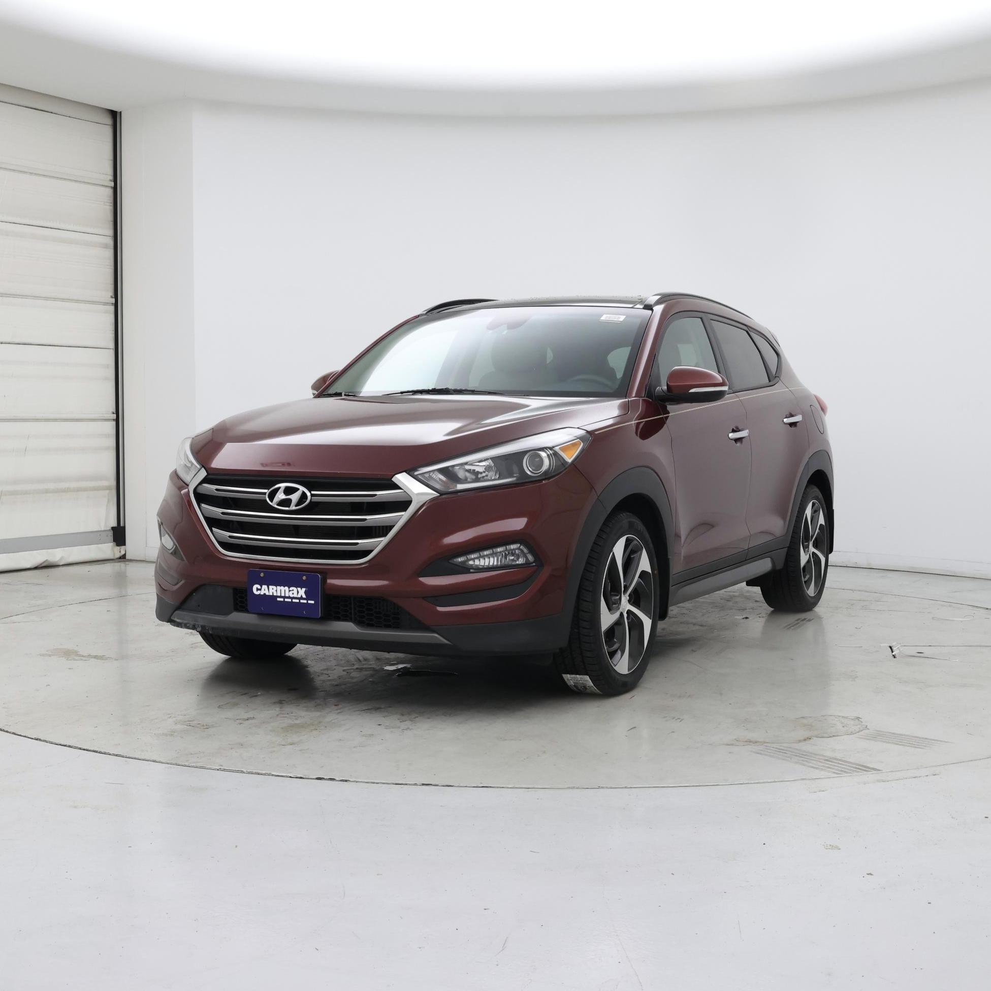 Thumbnail: 2016 Hyundai Tucson - 4