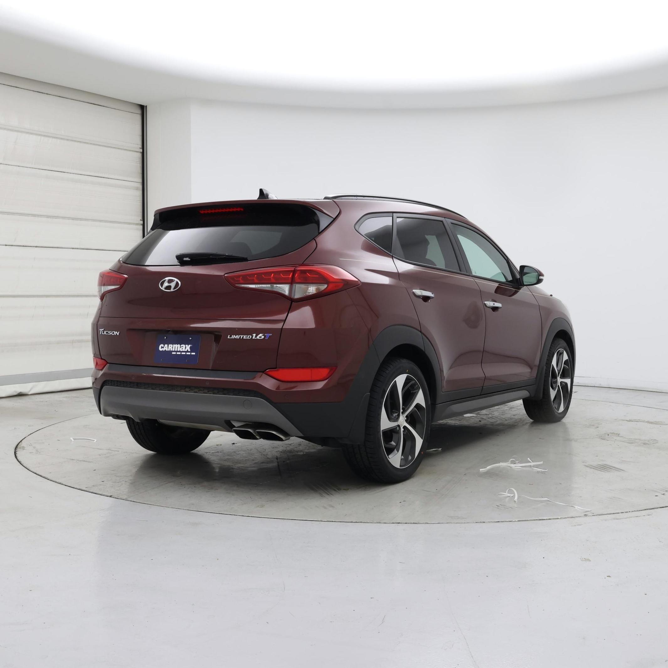 Thumbnail: 2016 Hyundai Tucson - 8