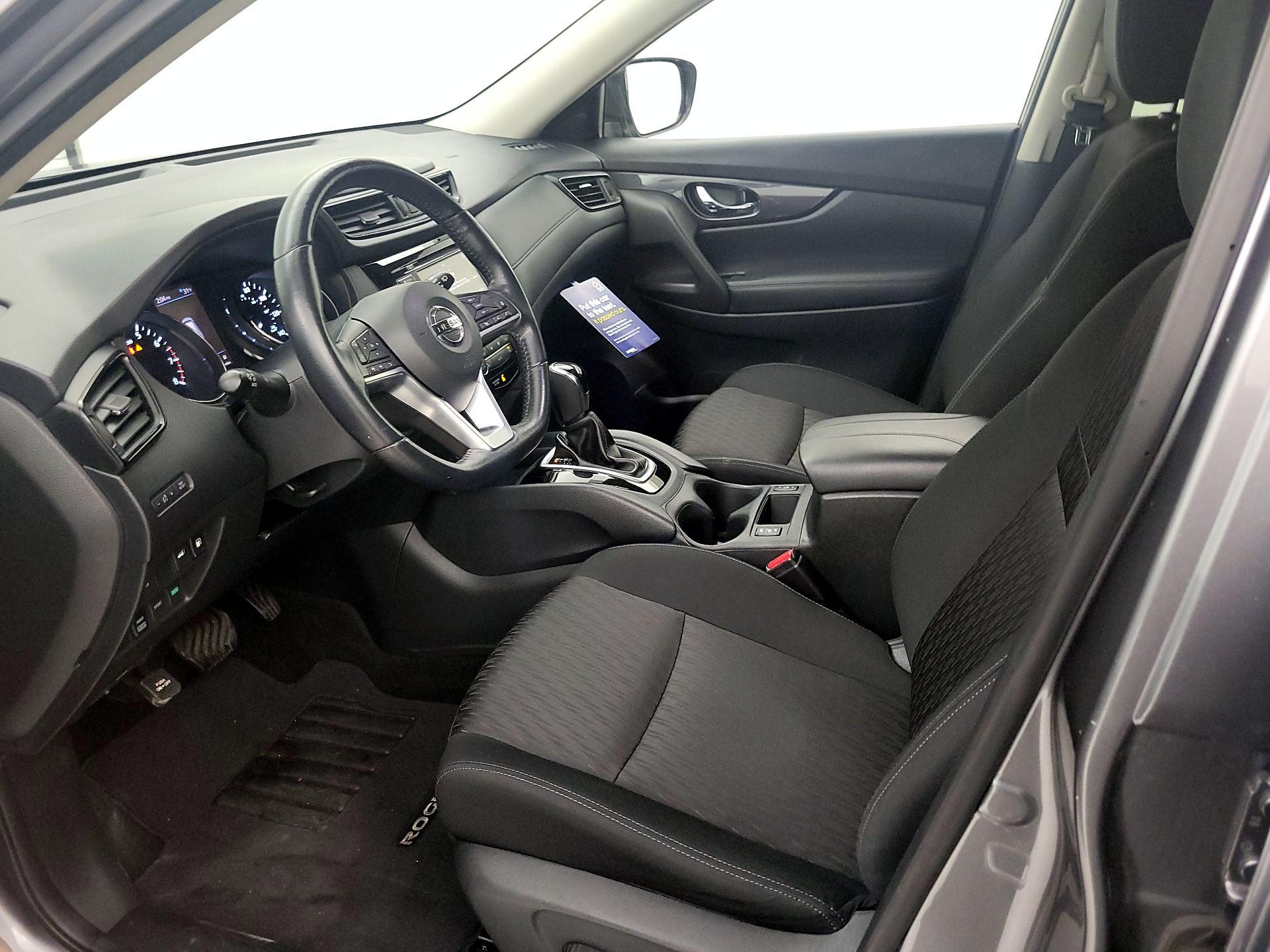 Thumbnail: 2018 Nissan Rogue - 11