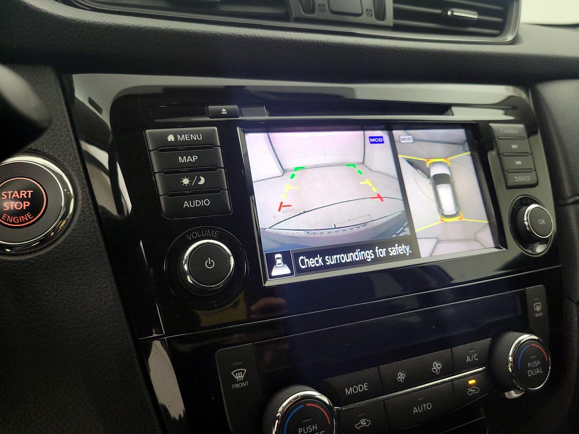 Thumbnail: 2018 Nissan Rogue - 13