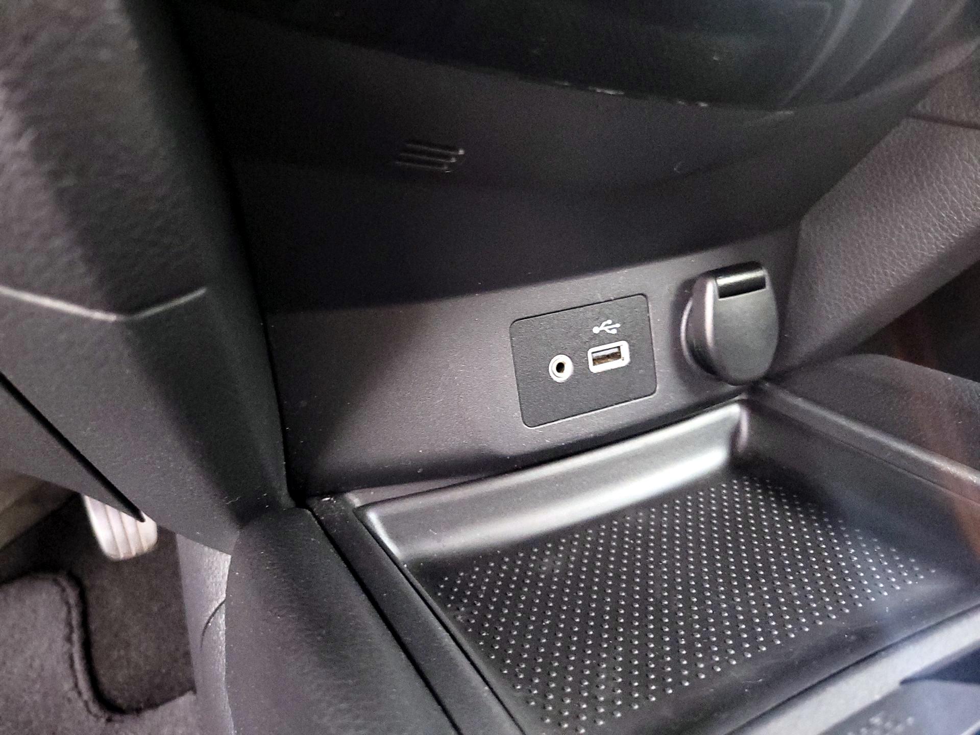 Thumbnail: 2018 Nissan Rogue - 17