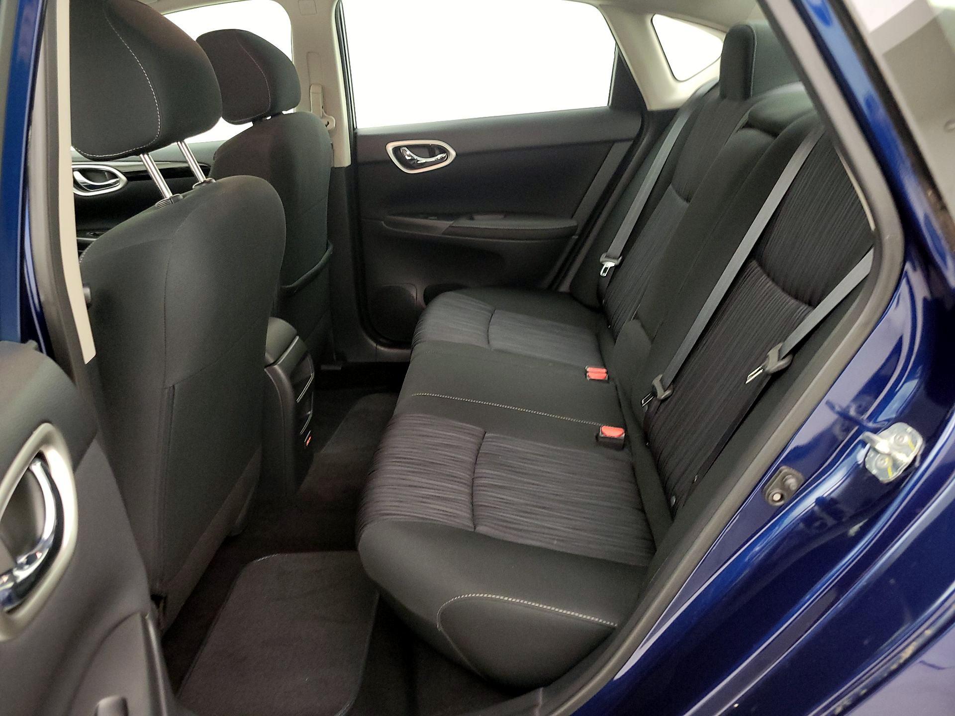 Thumbnail: 2019 Nissan Sentra - 19