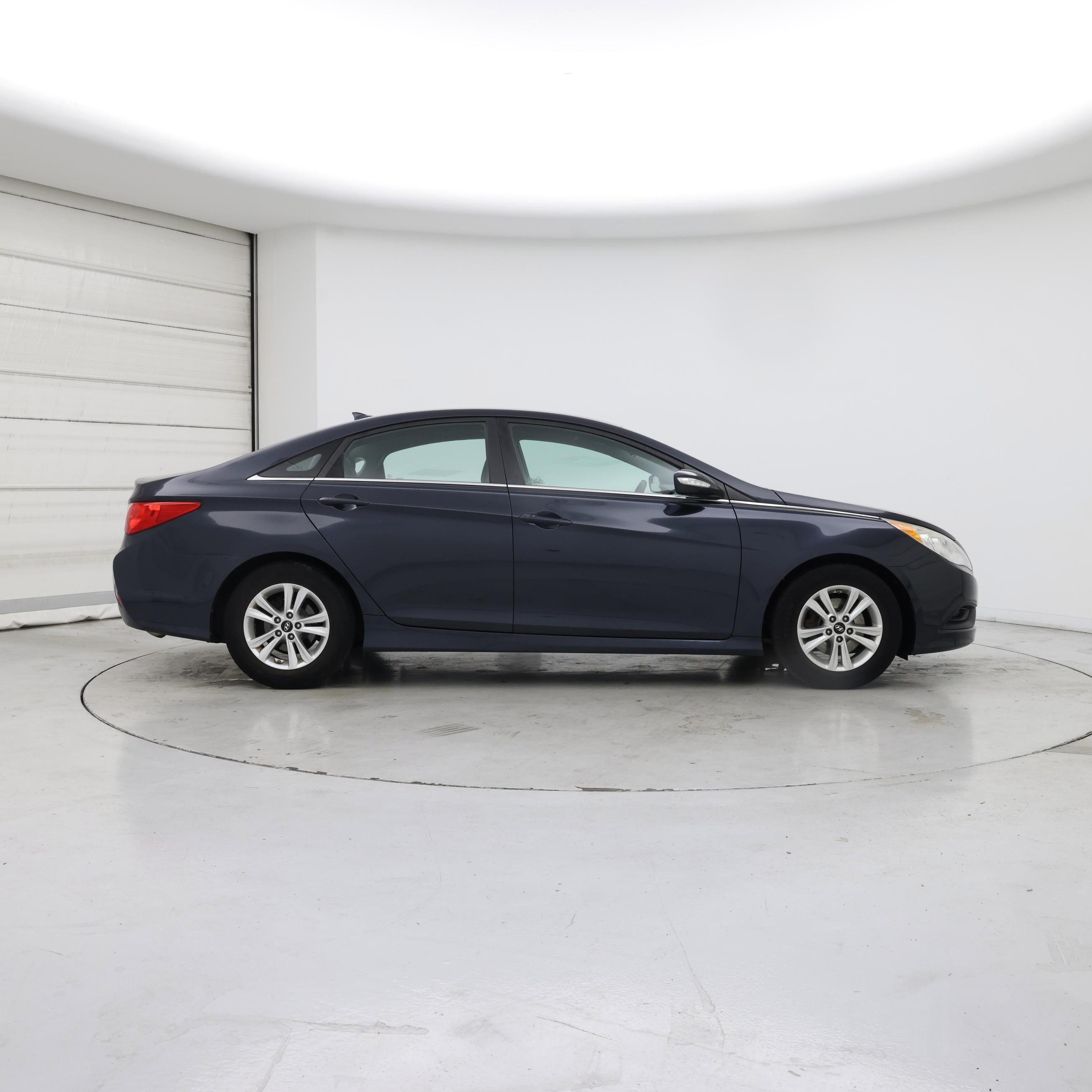 Thumbnail: 2014 Hyundai Sonata - 7