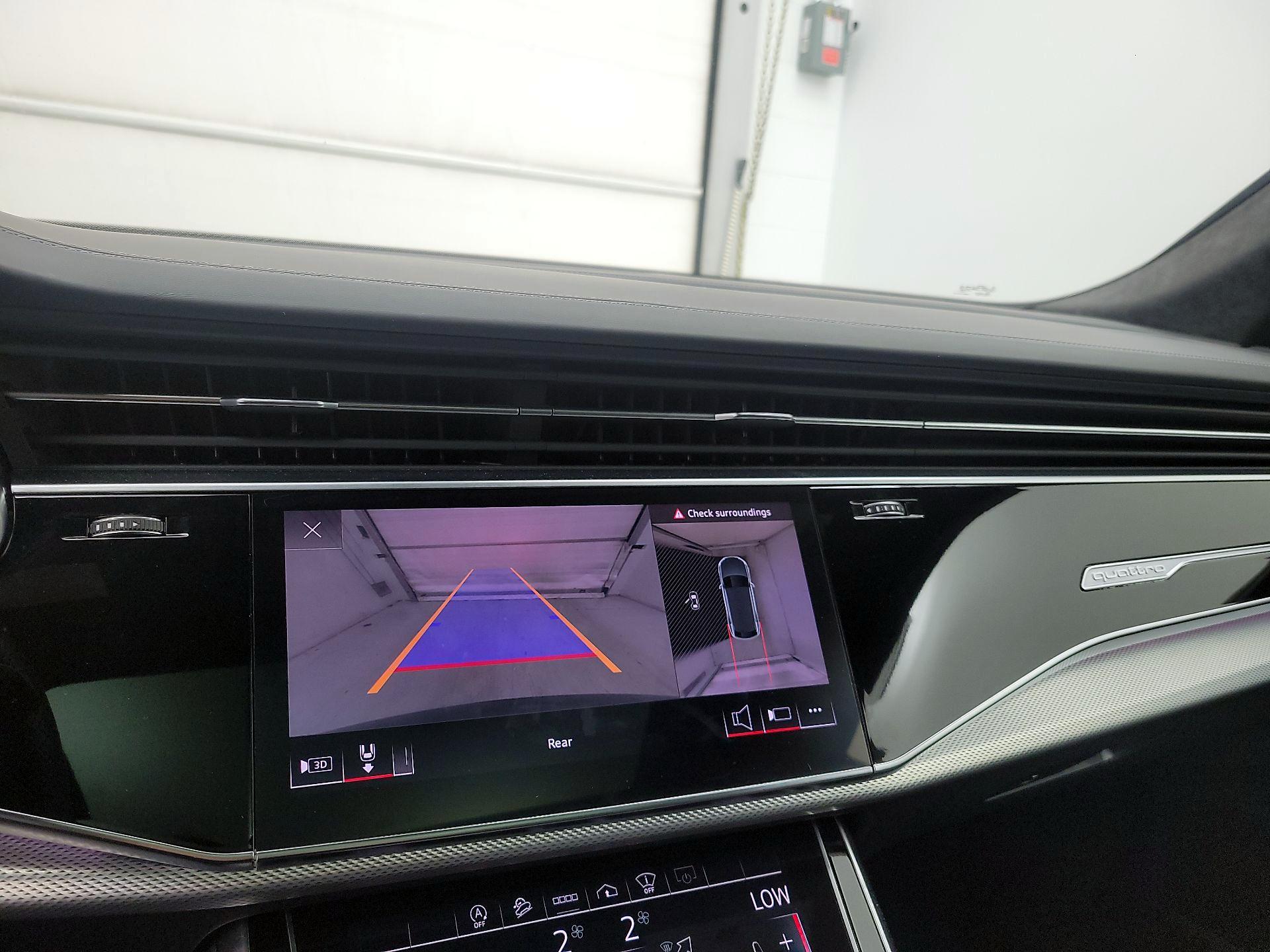 Thumbnail: 2021 Audi SQ8 - 14