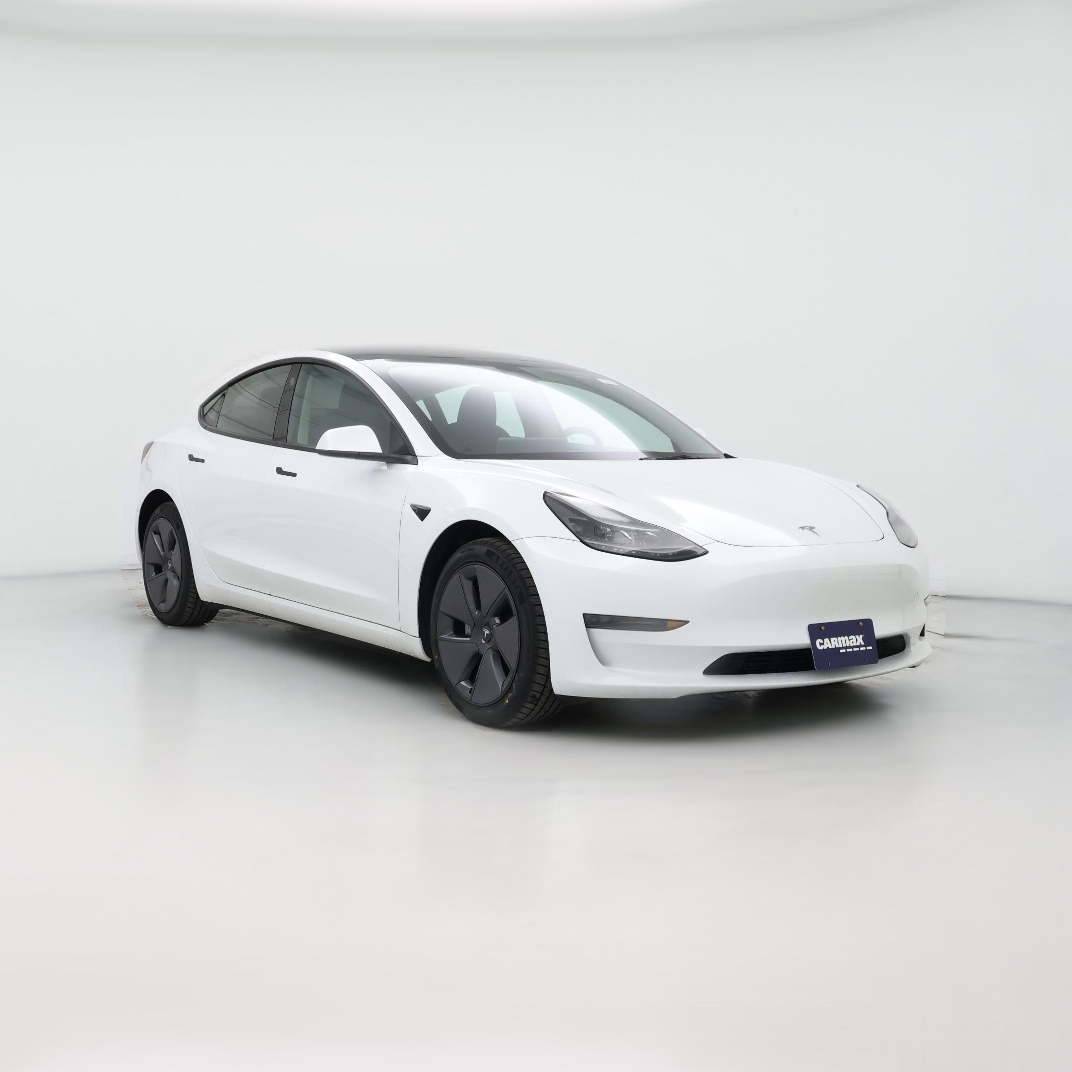 Thumbnail: 2023 Tesla Model 3 - 1