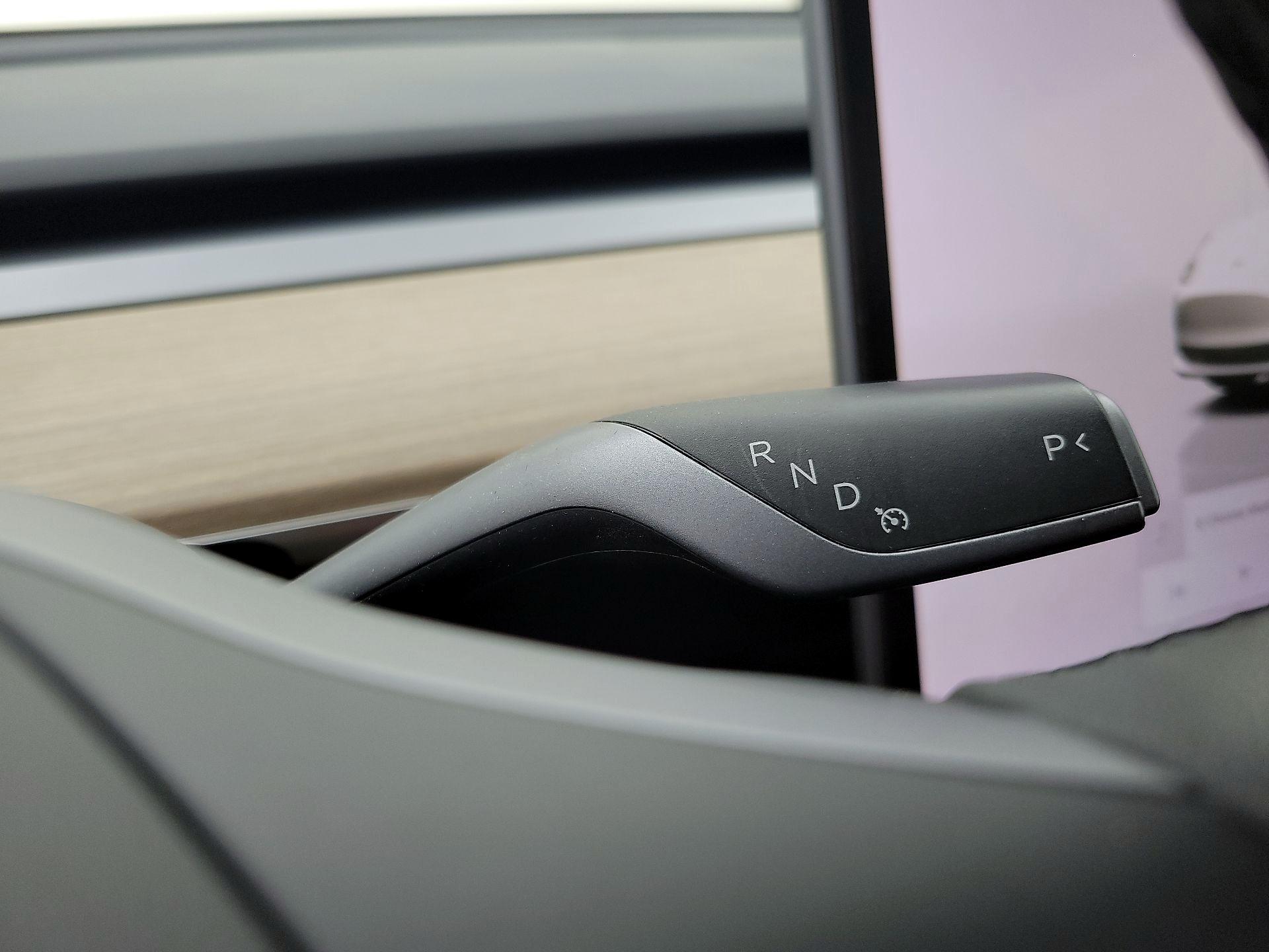 Thumbnail: 2023 Tesla Model 3 - 16