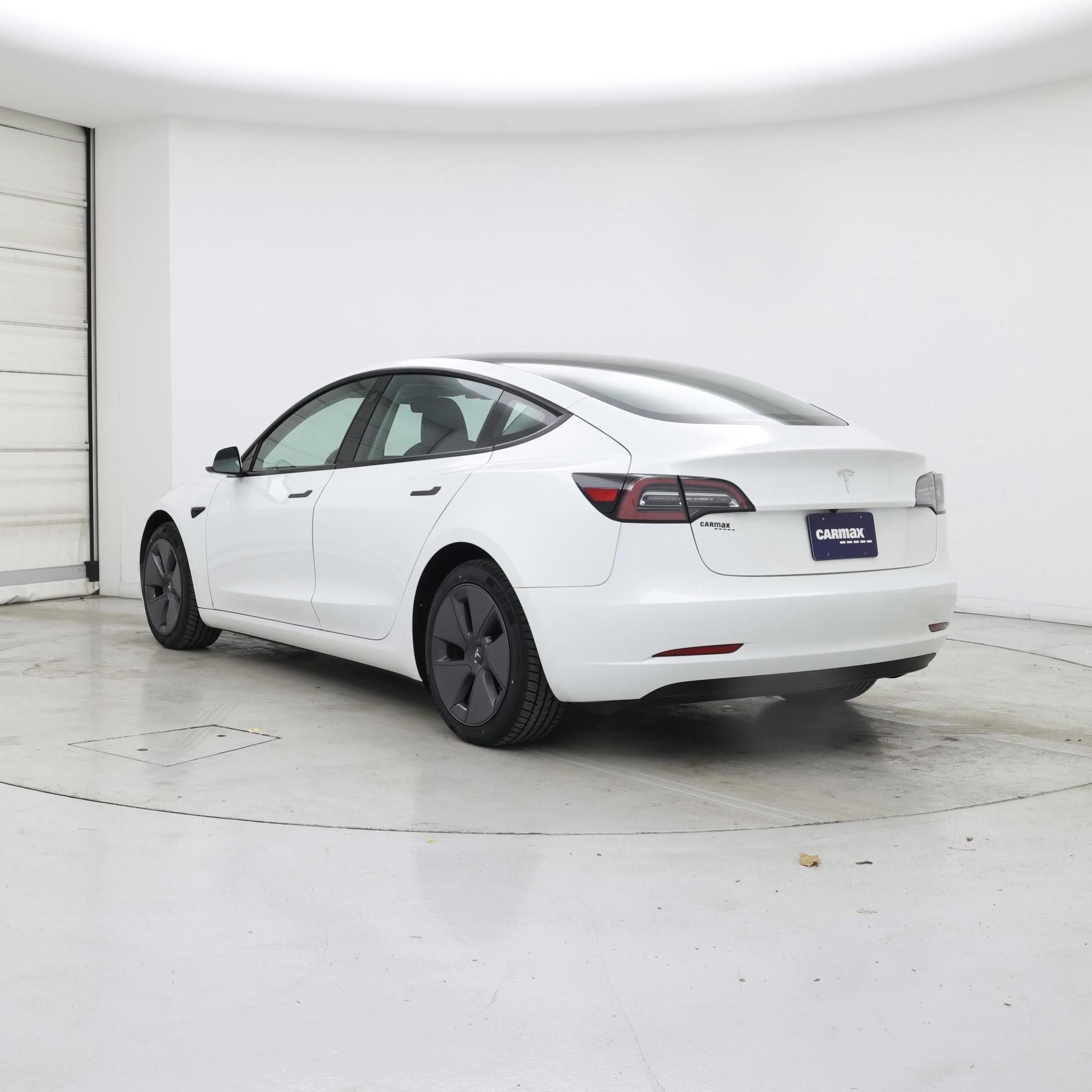 Thumbnail: 2023 Tesla Model 3 - 2