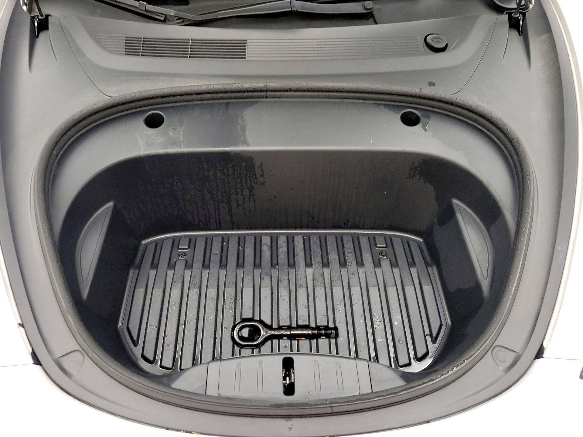 Thumbnail: 2023 Tesla Model 3 - 20