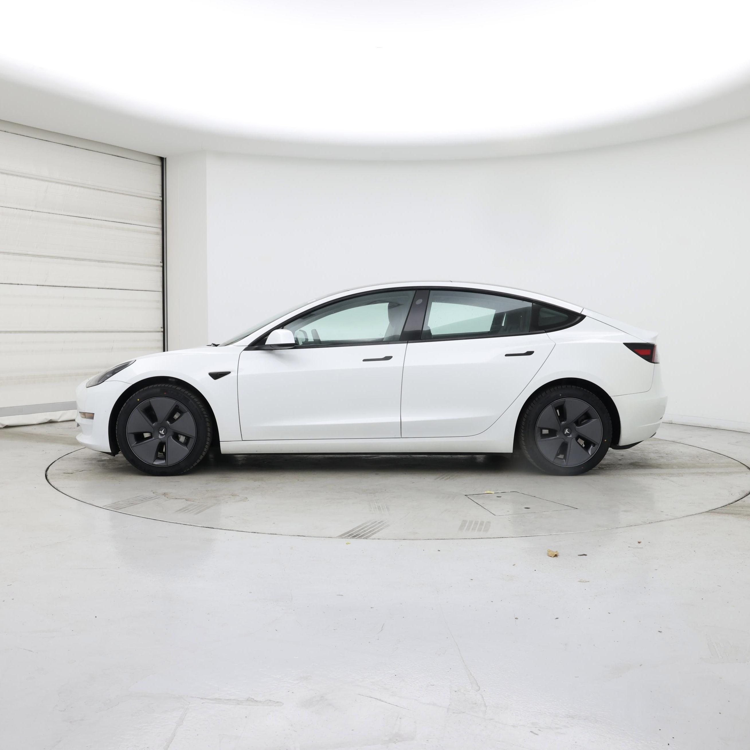 Thumbnail: 2023 Tesla Model 3 - 3