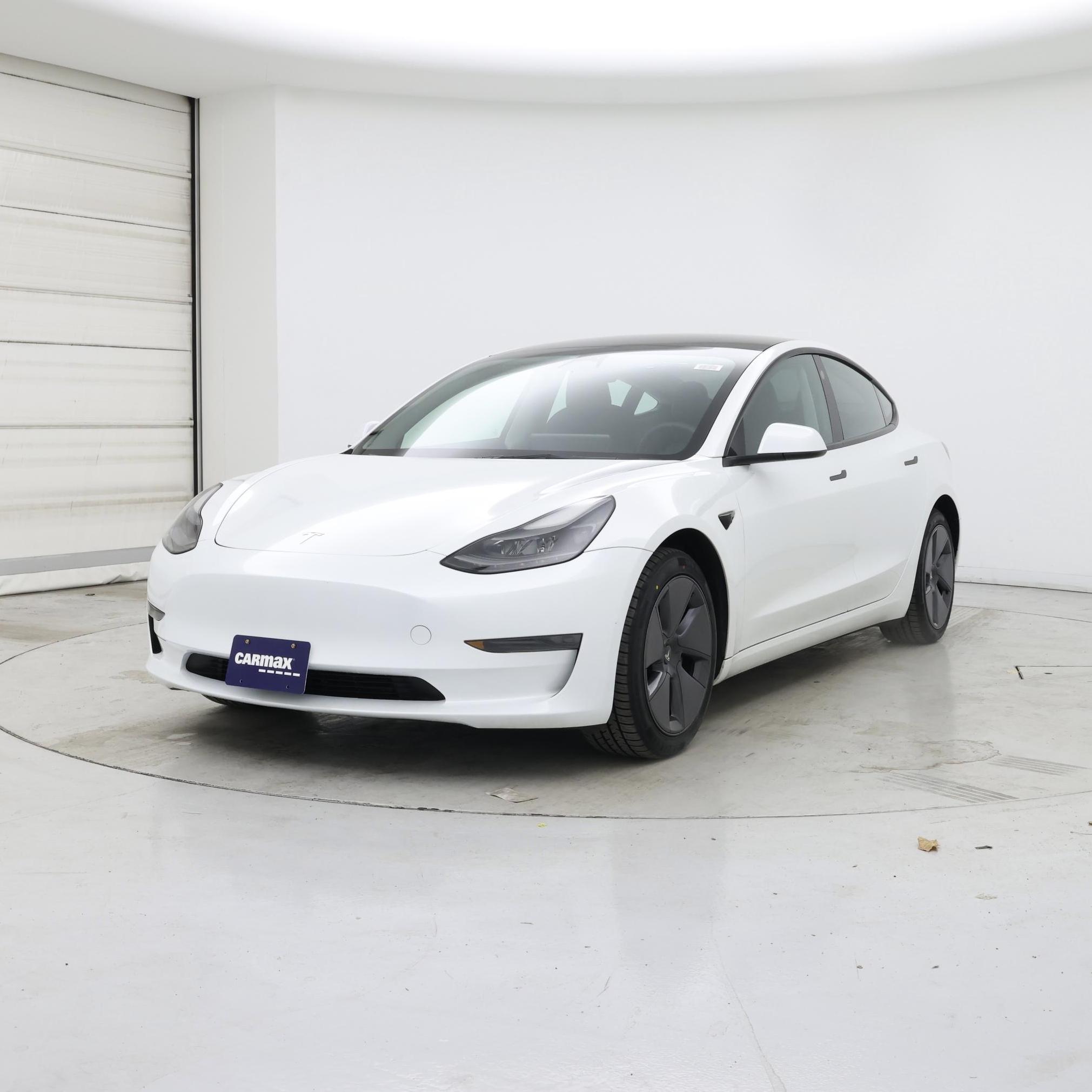 Thumbnail: 2023 Tesla Model 3 - 4