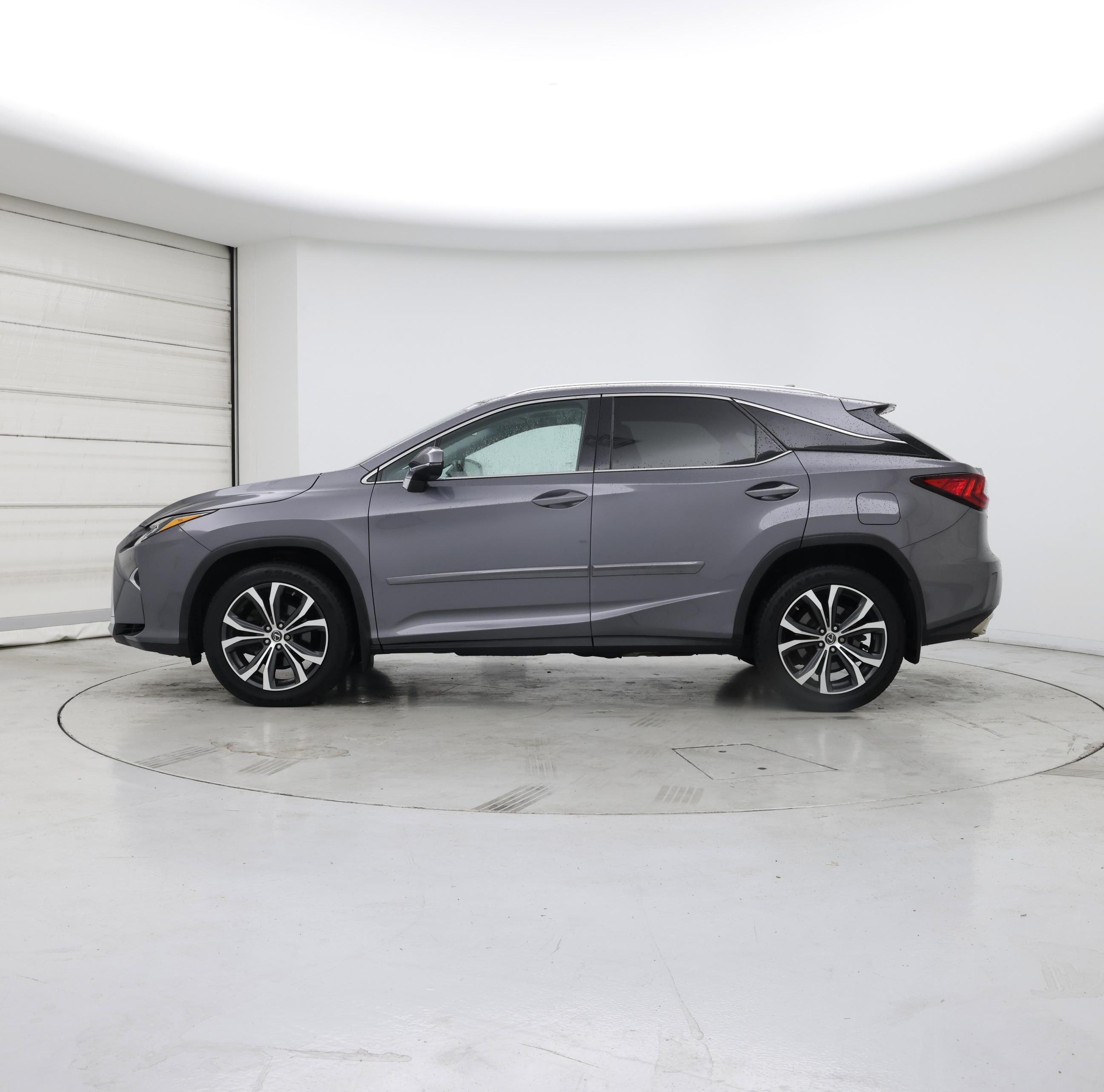 Thumbnail: 2018 Lexus RX - 3