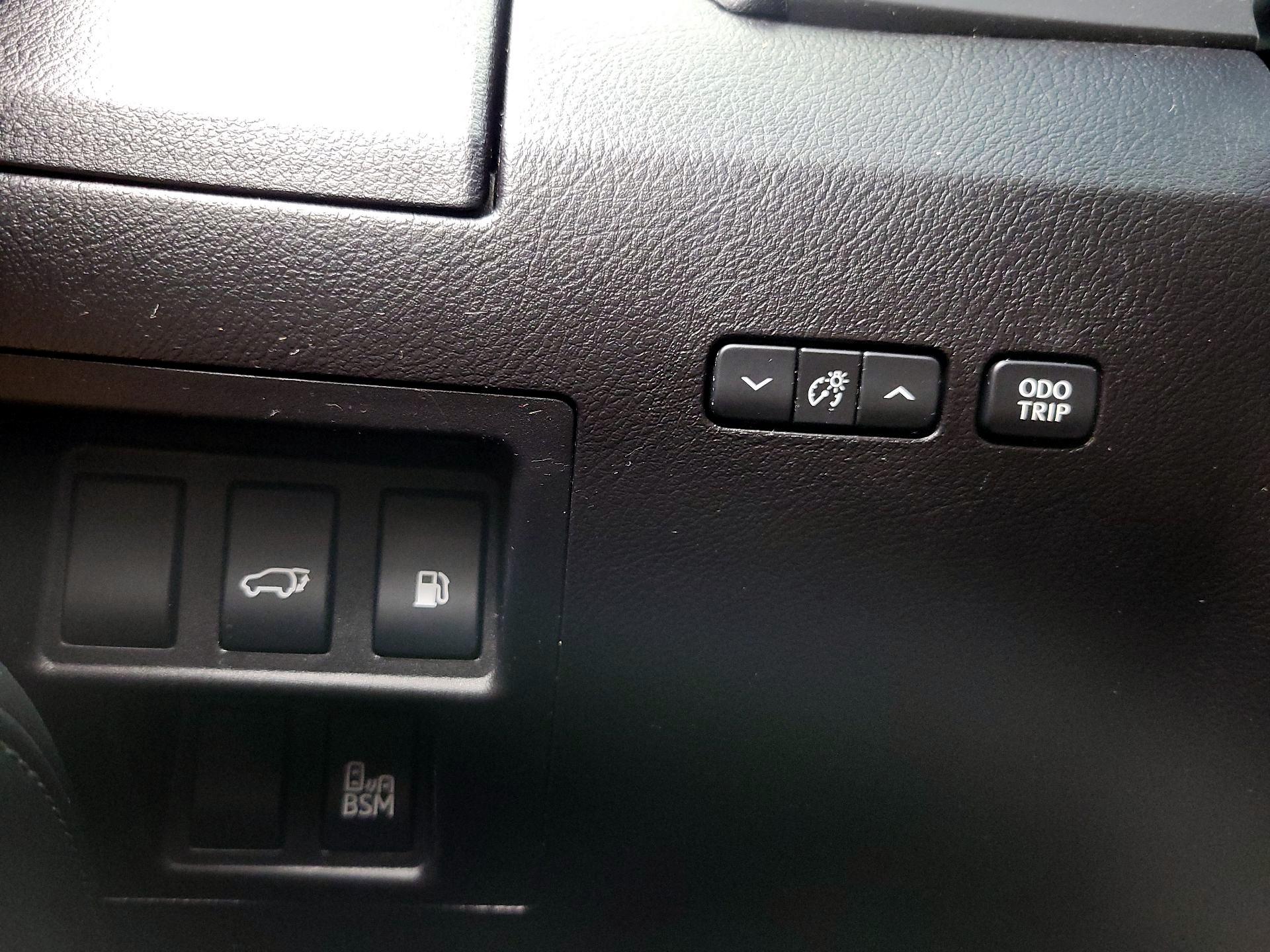 Thumbnail: 2015 Lexus RX - 13