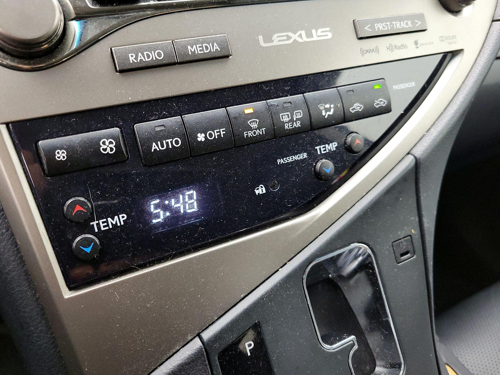 Thumbnail: 2015 Lexus RX - 16