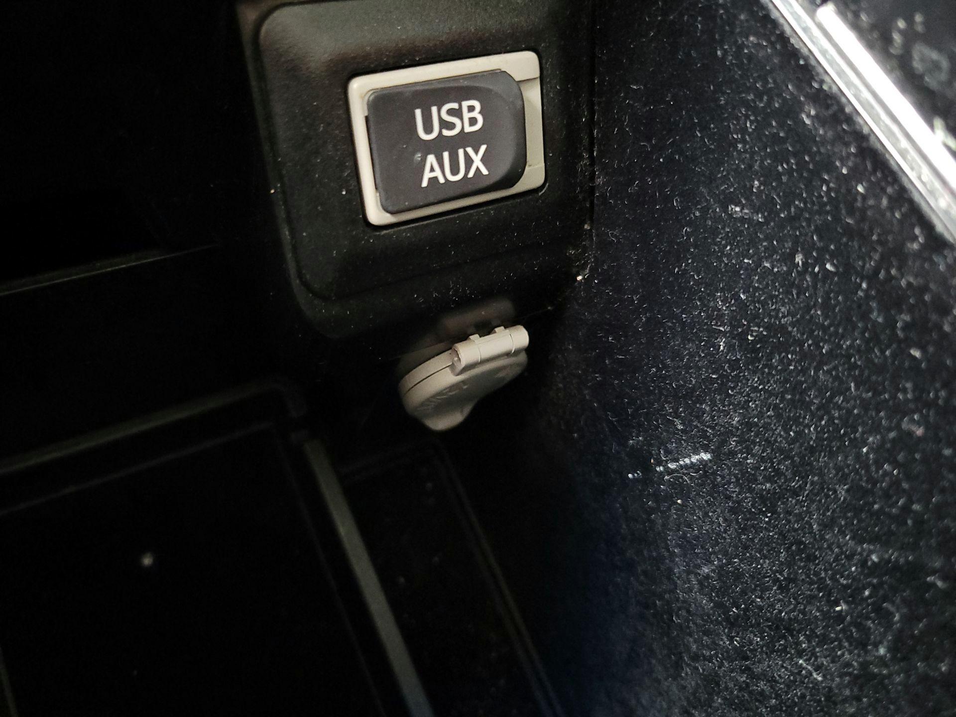 Thumbnail: 2015 Lexus RX - 18