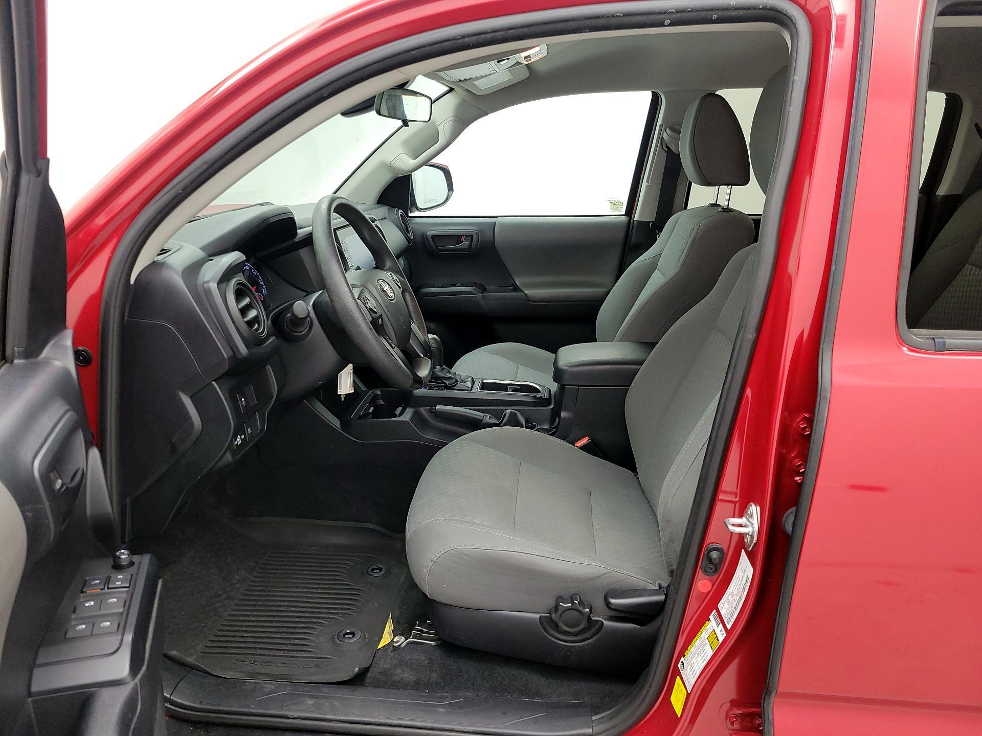 Thumbnail: 2021 Toyota Tacoma - 11