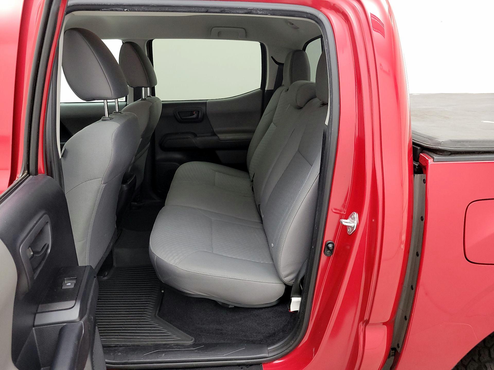 Thumbnail: 2021 Toyota Tacoma - 19