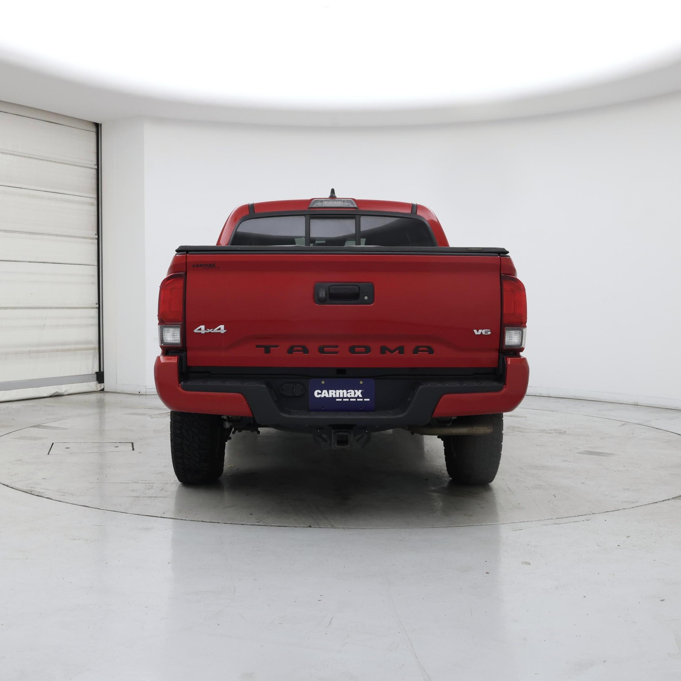 Thumbnail: 2021 Toyota Tacoma - 6