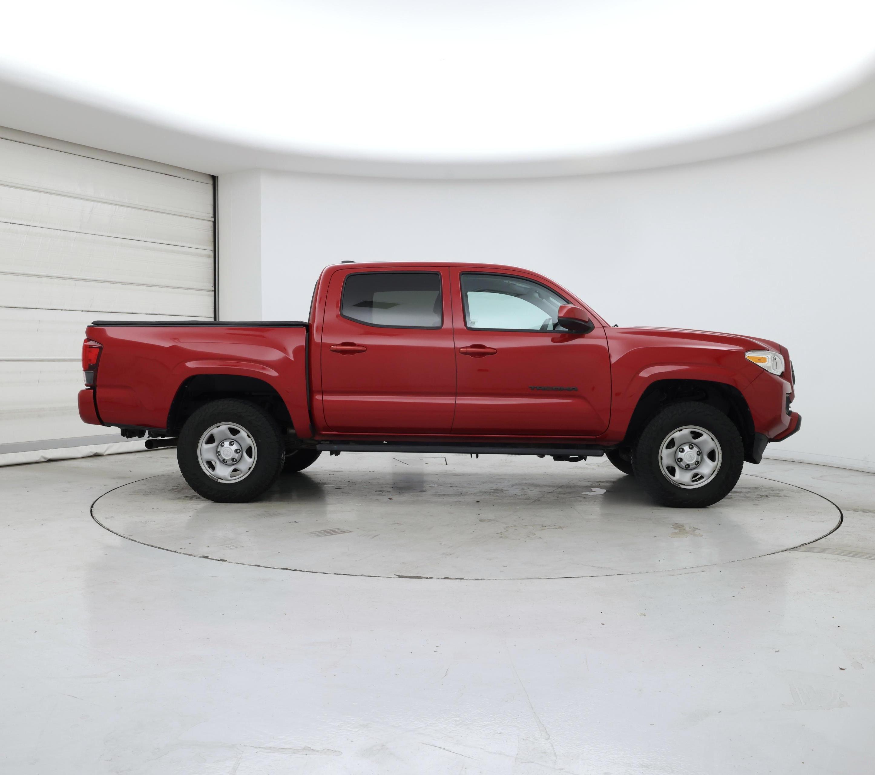 Thumbnail: 2021 Toyota Tacoma - 7