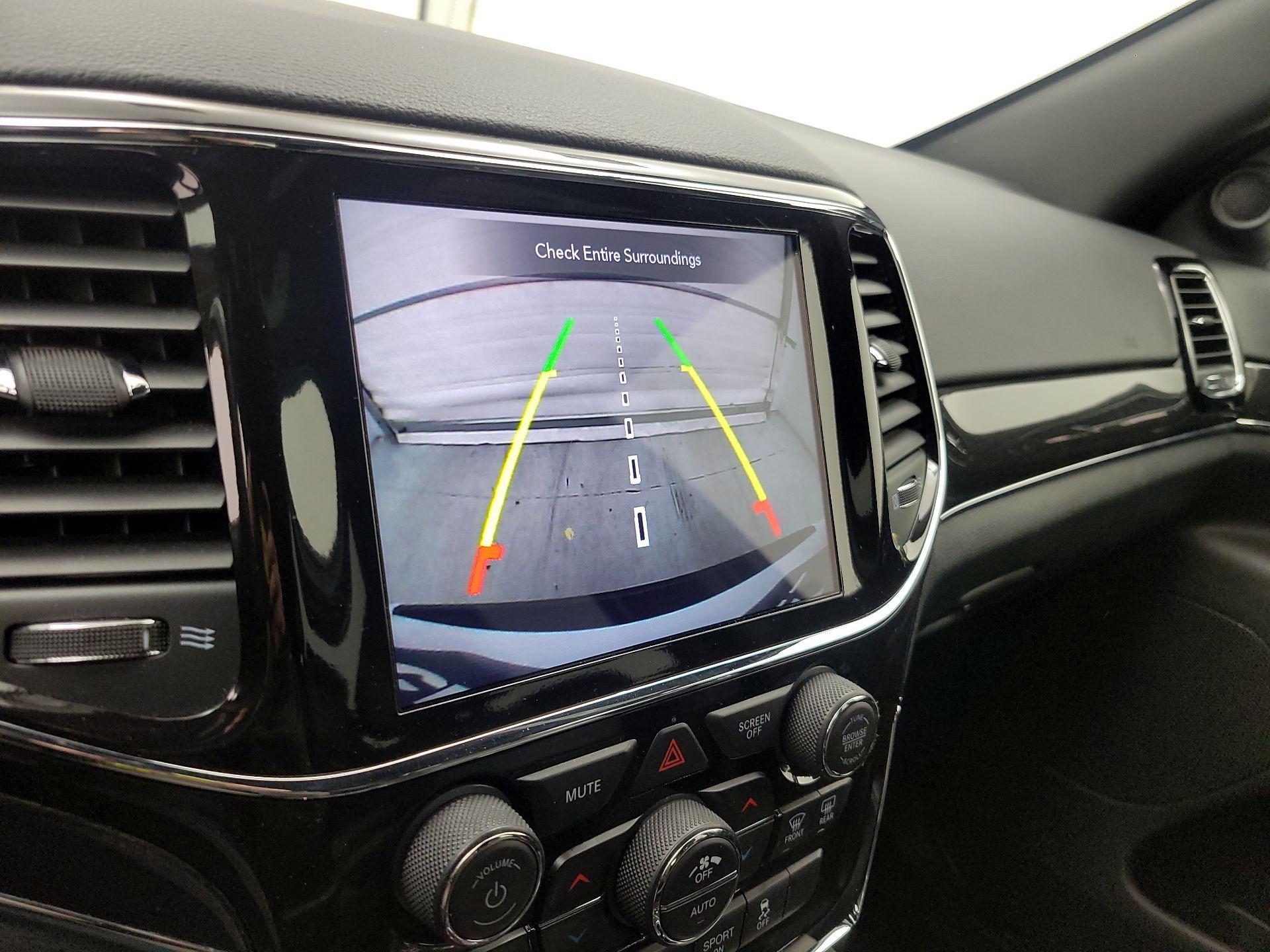 Thumbnail: 2021 Jeep Grand Cherokee - 15