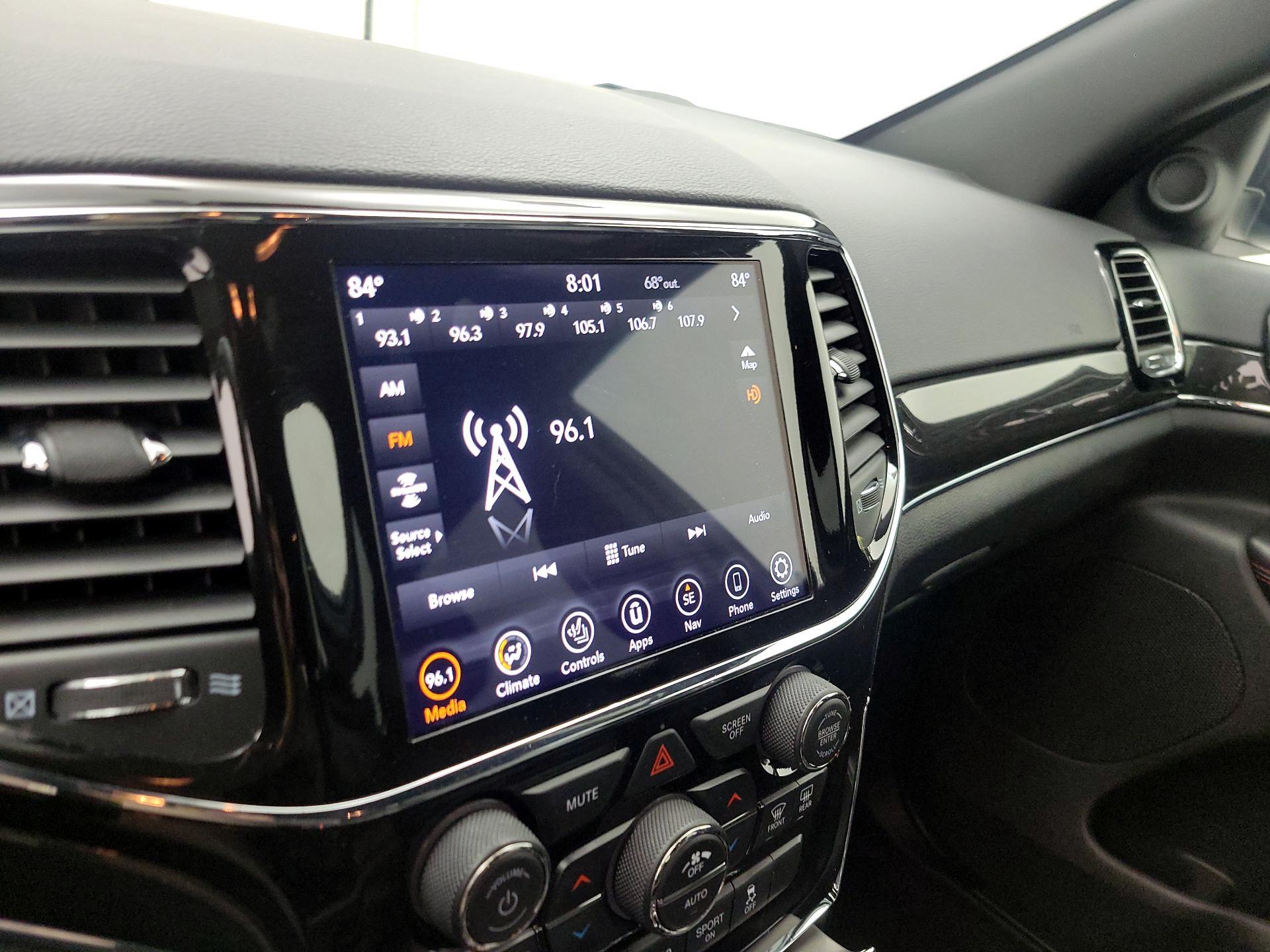 Thumbnail: 2021 Jeep Grand Cherokee - 16