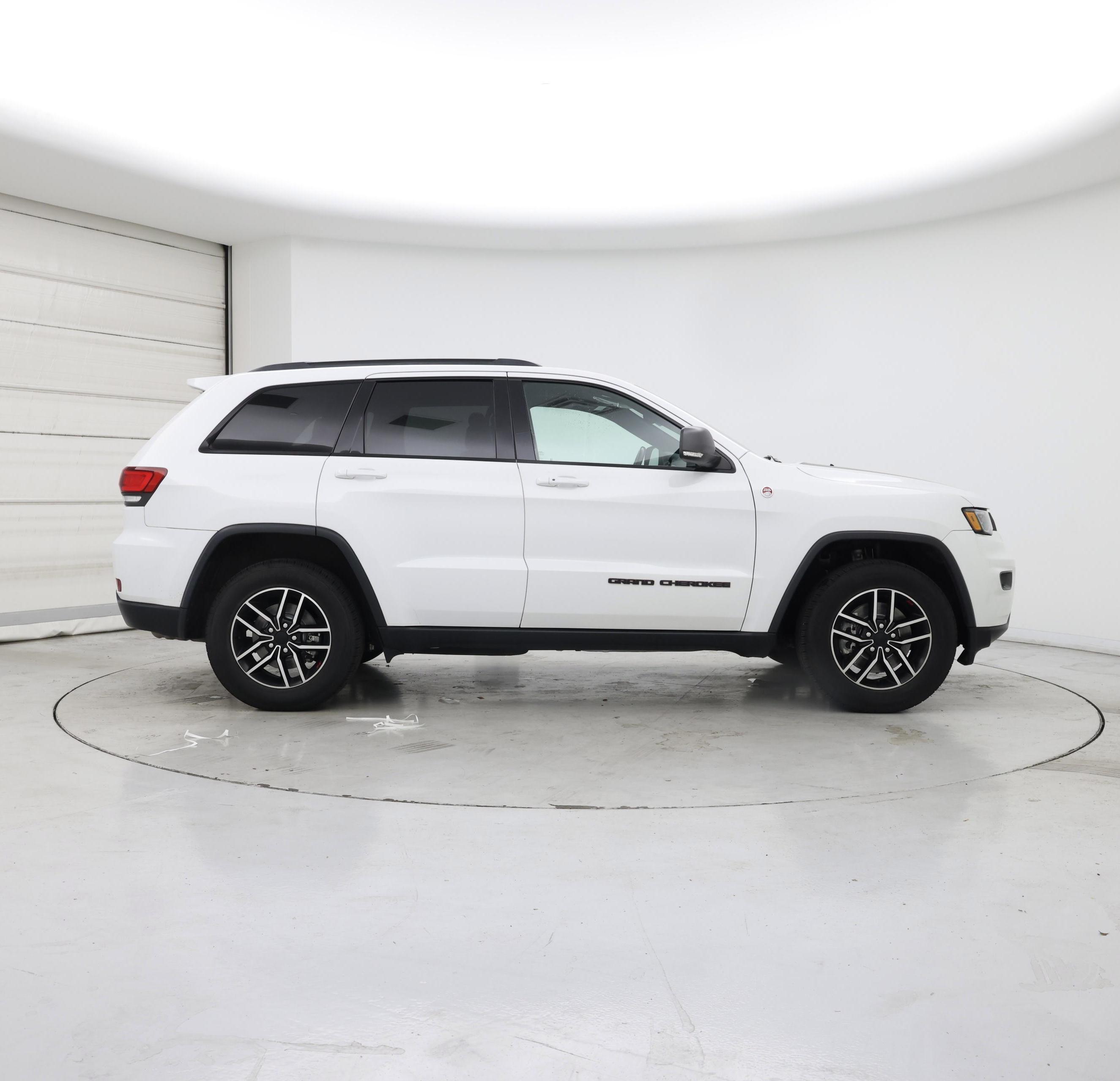 Thumbnail: 2021 Jeep Grand Cherokee - 7