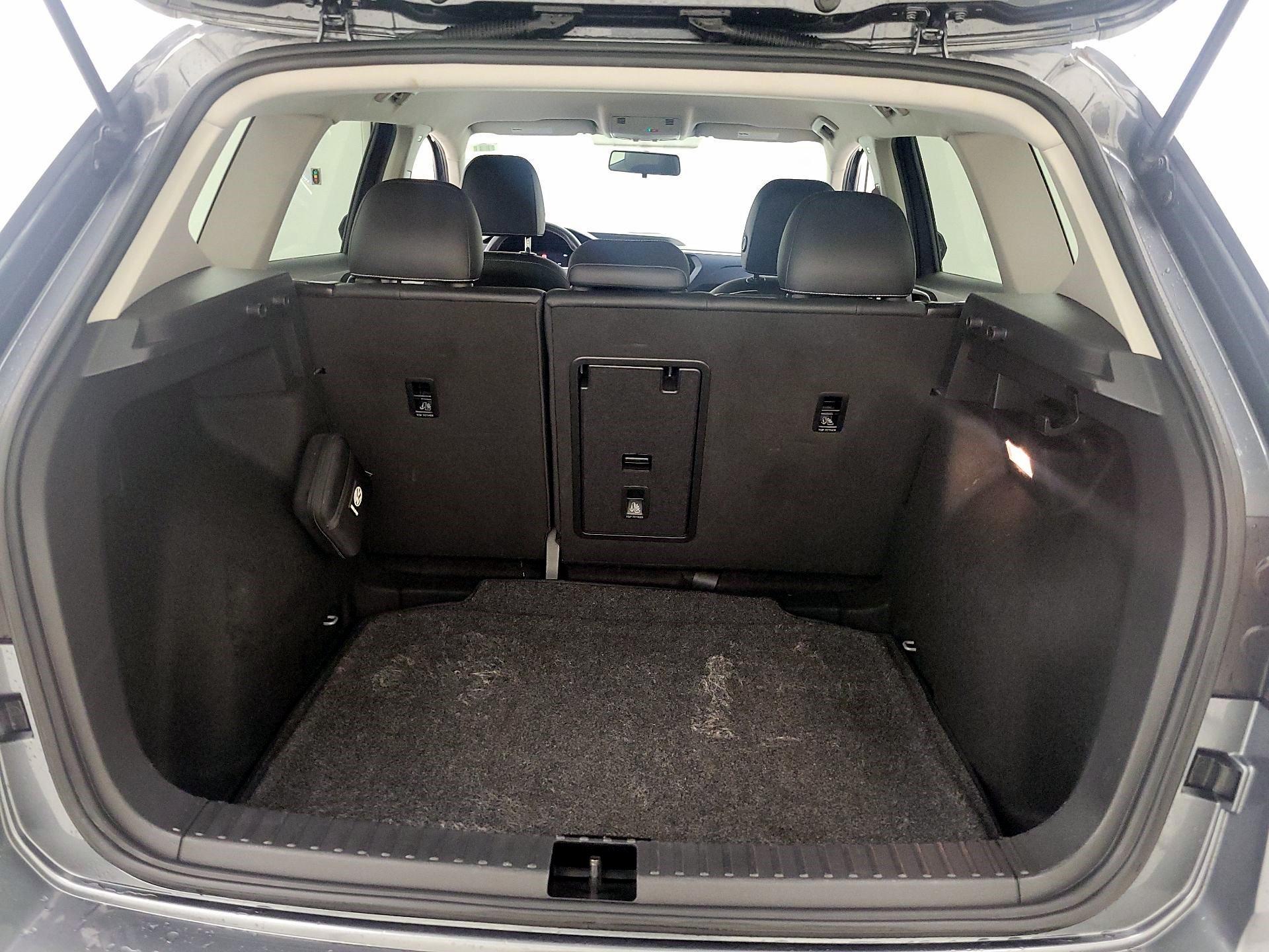 Thumbnail: 2022 Volkswagen Taos - 18