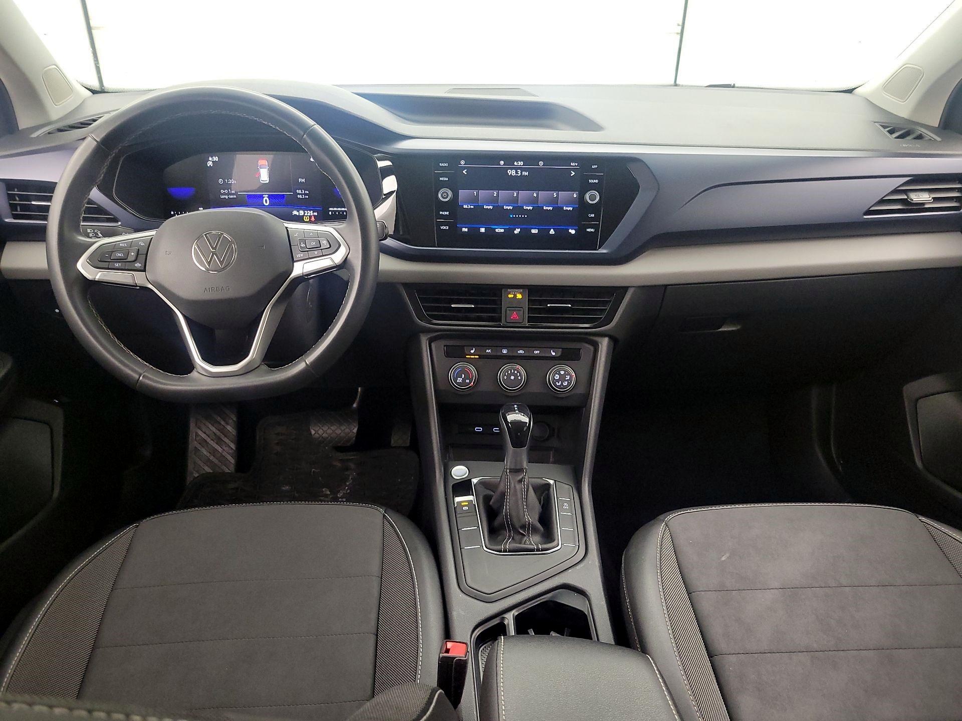 Thumbnail: 2022 Volkswagen Taos - 8