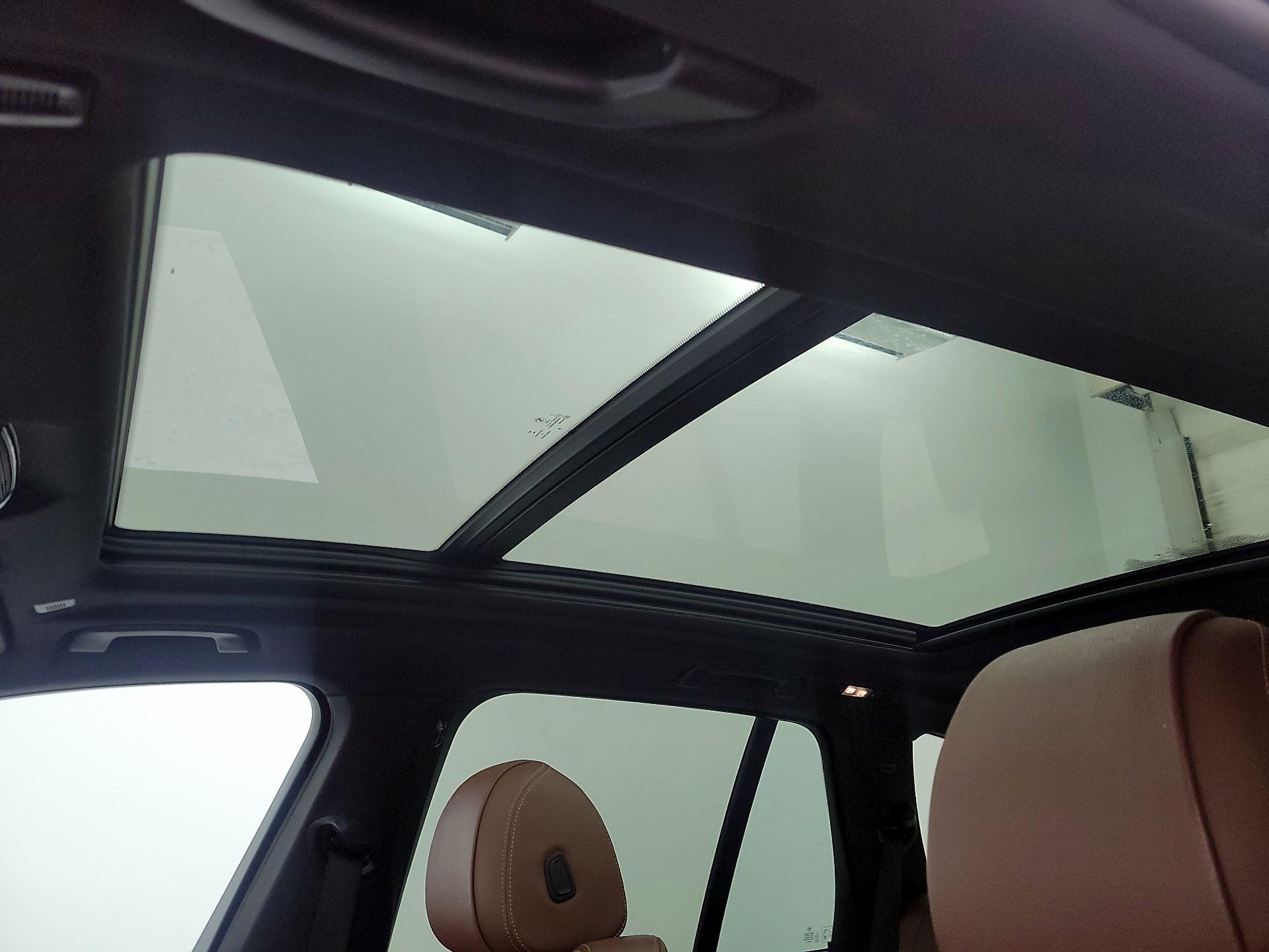 Thumbnail: 2022 BMW X5 - 18