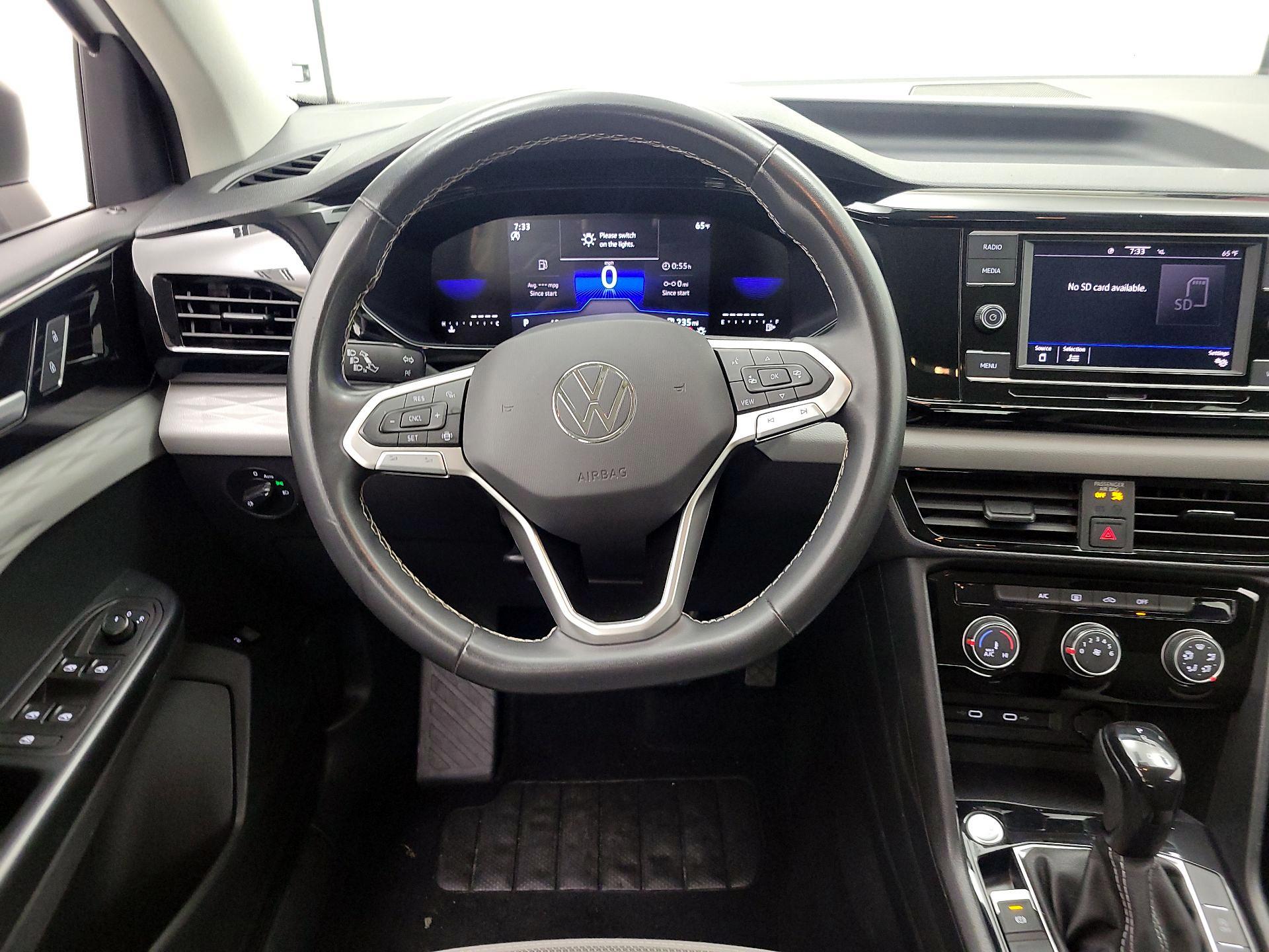 Thumbnail: 2023 Volkswagen Taos - 10