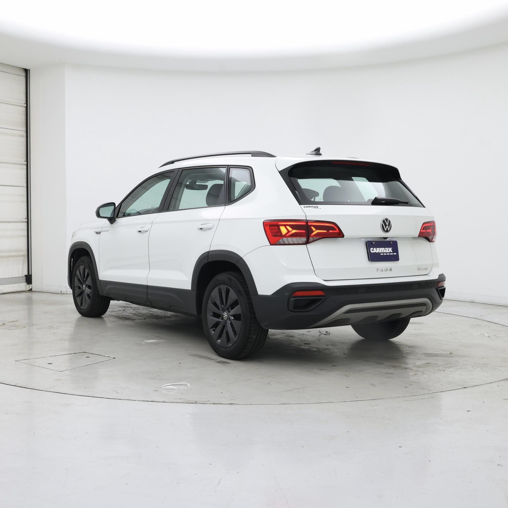 Thumbnail: 2023 Volkswagen Taos - 2