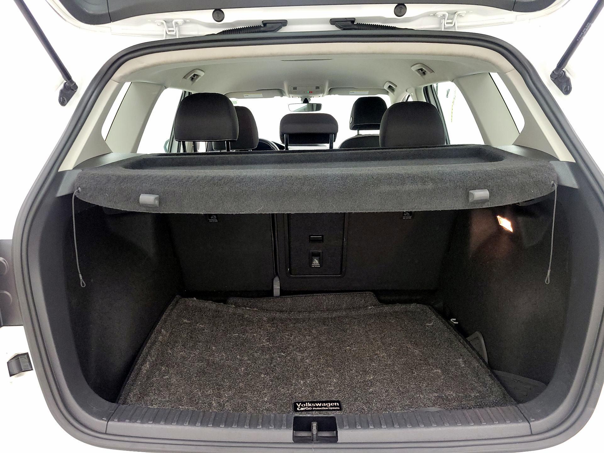 Thumbnail: 2023 Volkswagen Taos - 20