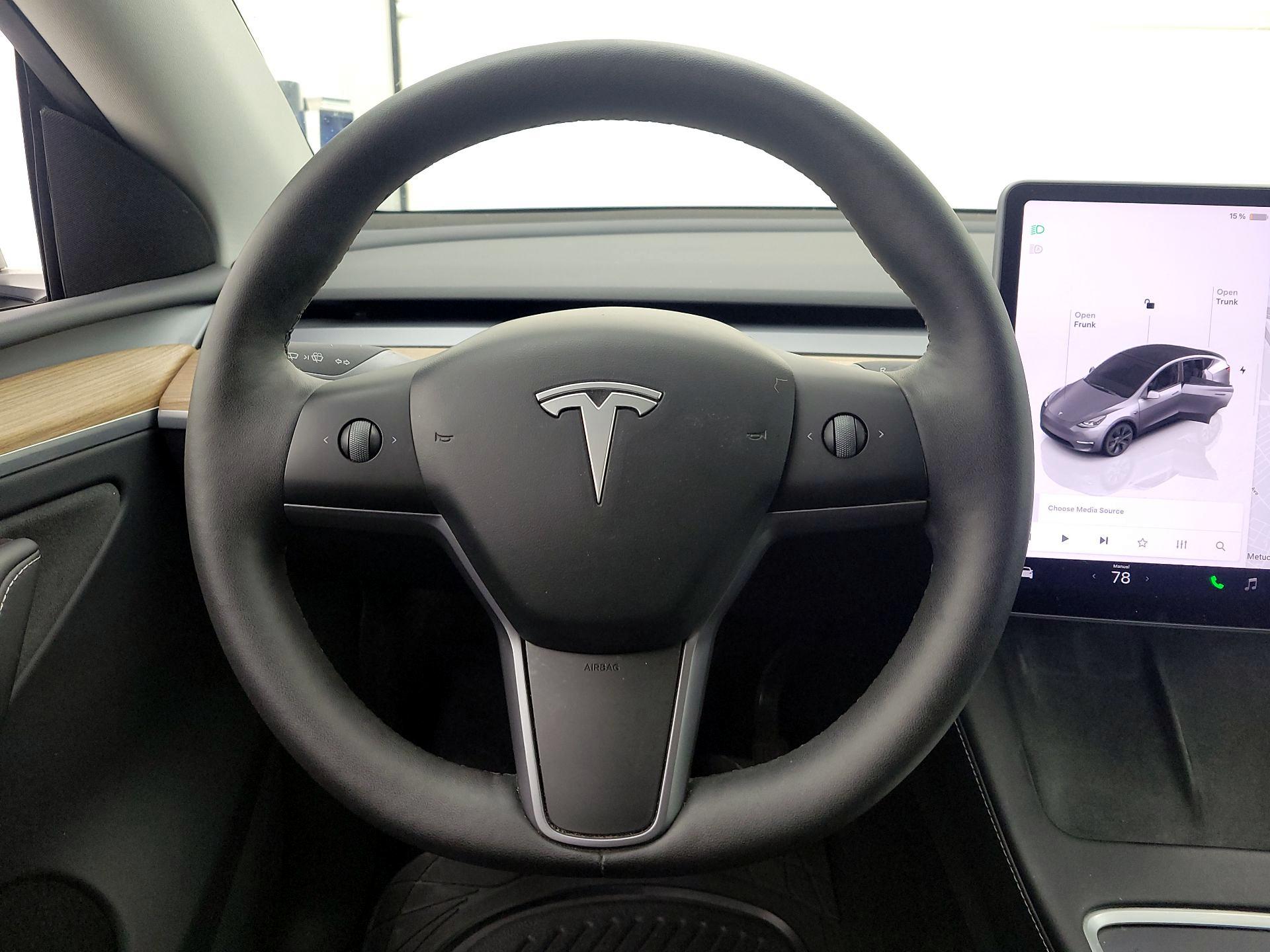 Thumbnail: 2024 Tesla Model Y - 10