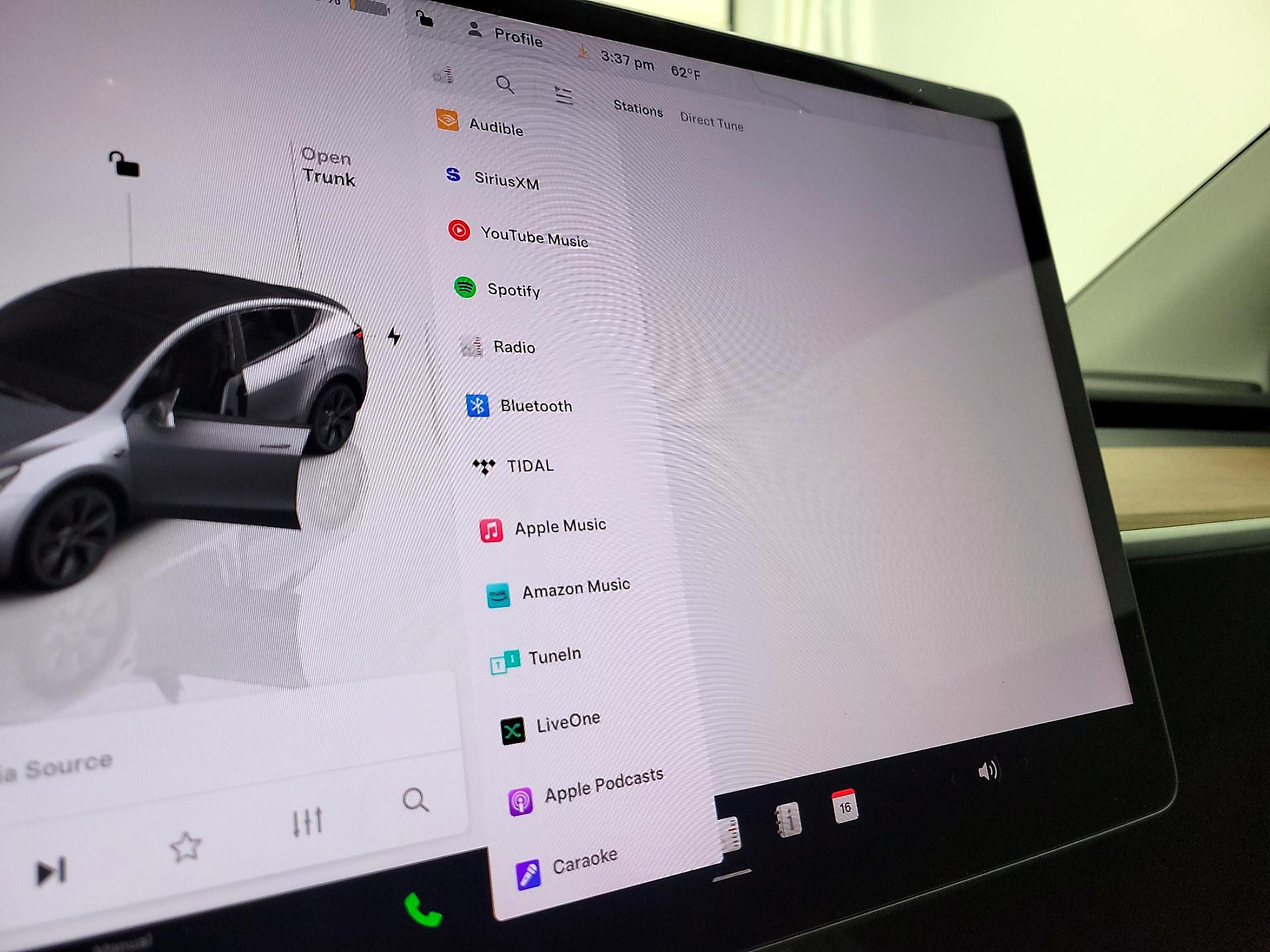 Thumbnail: 2024 Tesla Model Y - 15