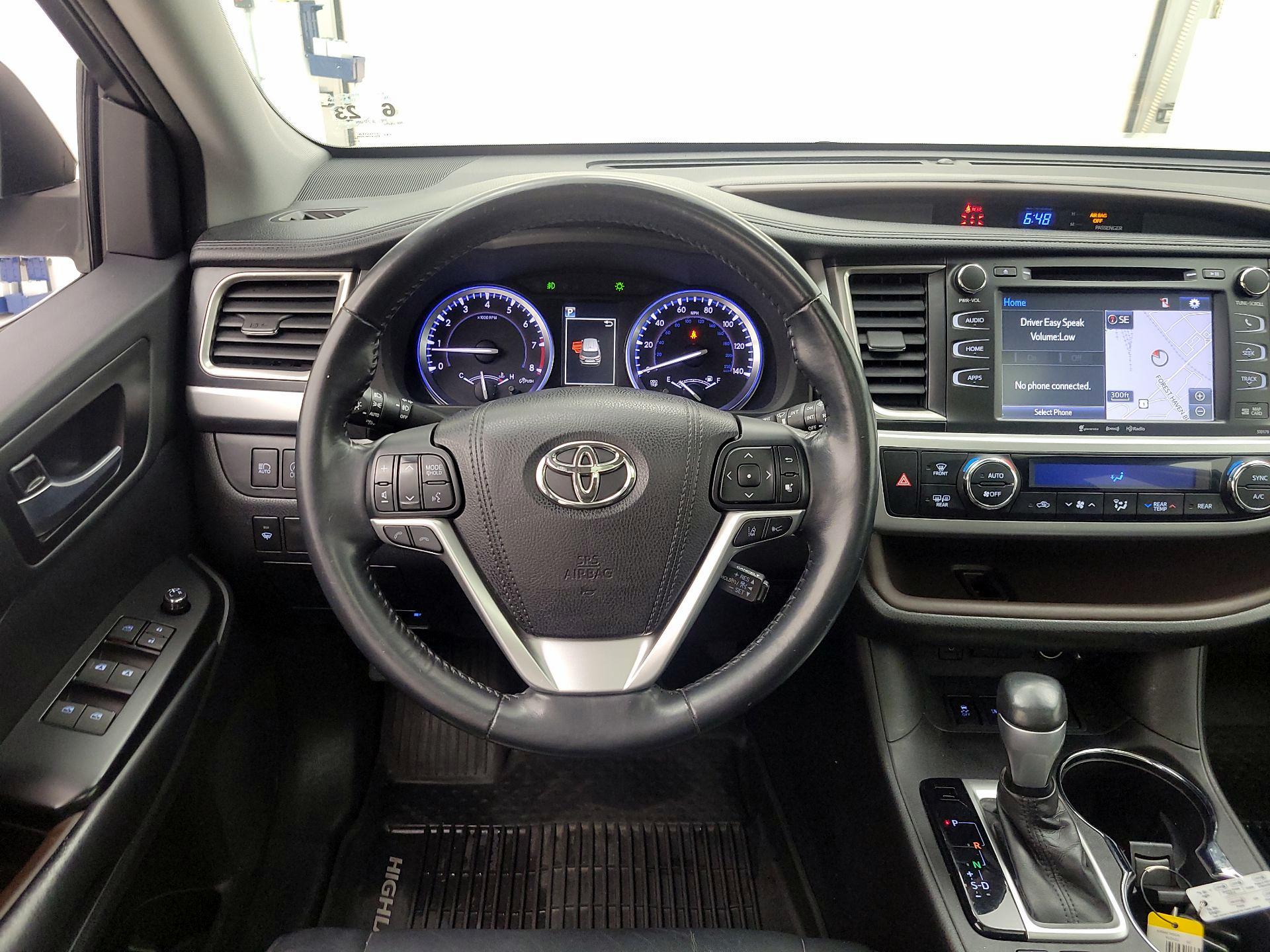 Thumbnail: 2018 Toyota Highlander - 10
