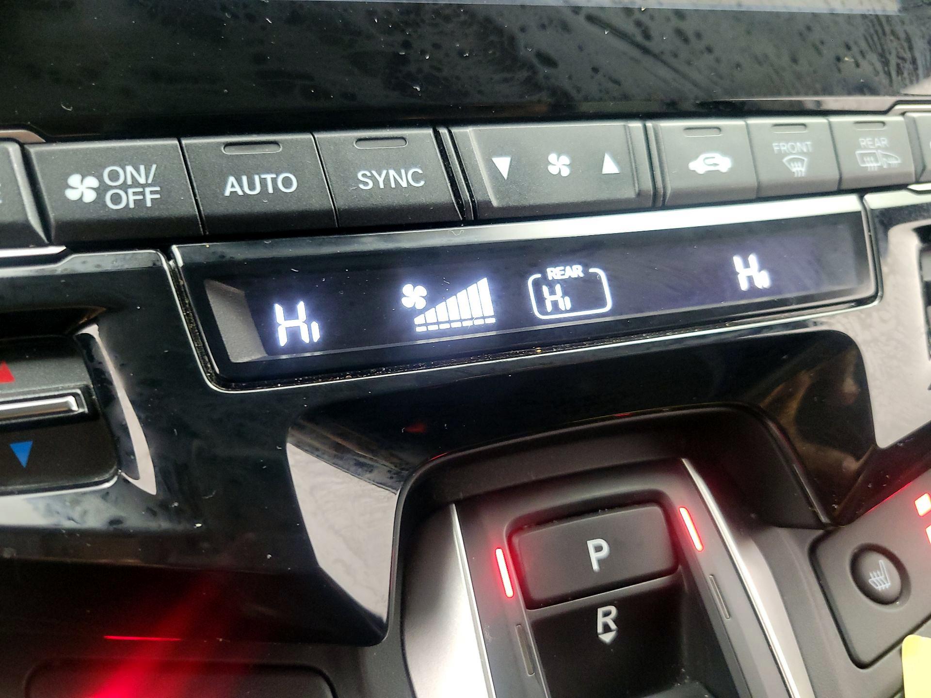 Thumbnail: 2023 Honda Odyssey - 16