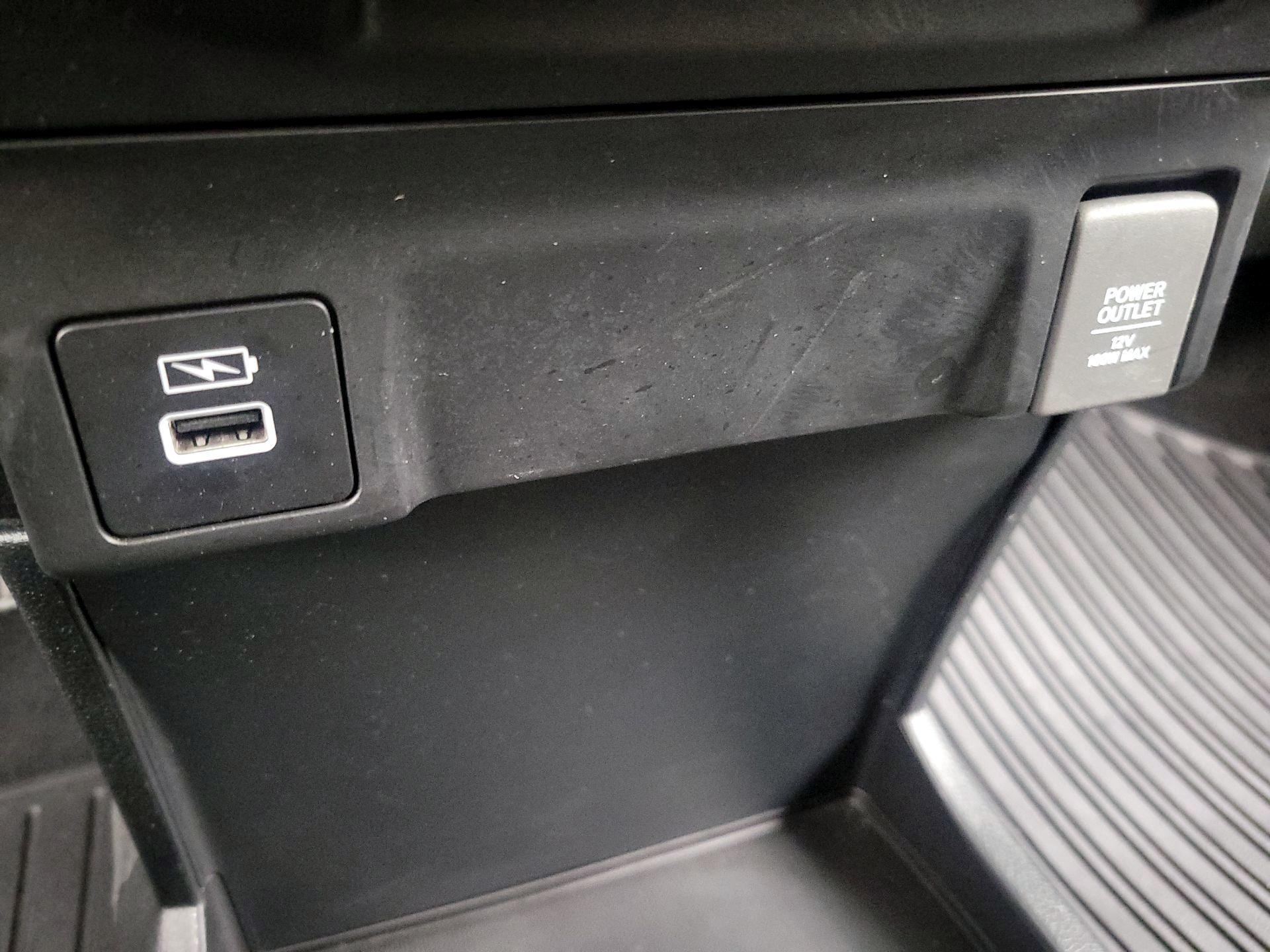 Thumbnail: 2023 Honda Odyssey - 18