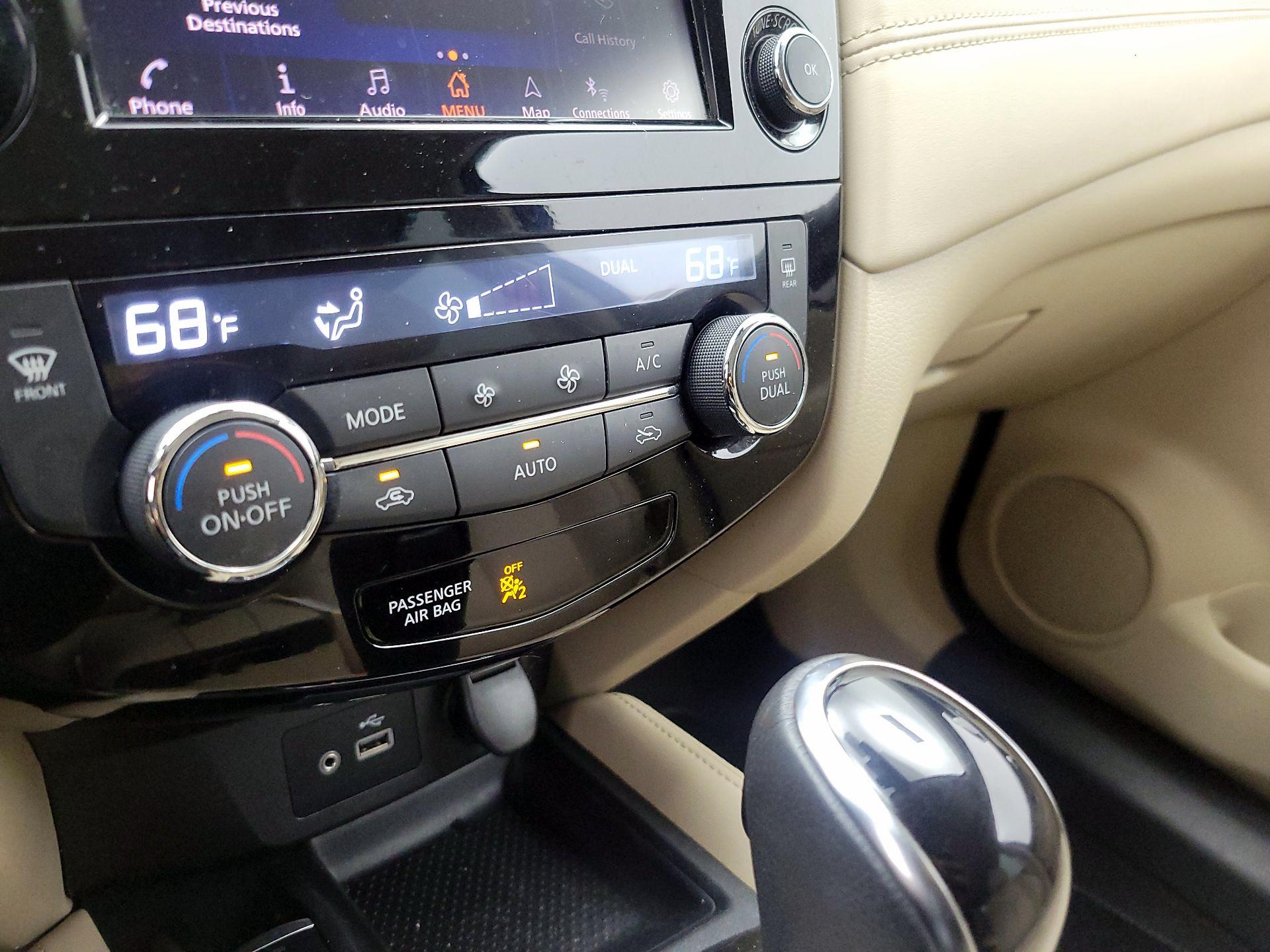 Thumbnail: 2018 Nissan Rogue - 17