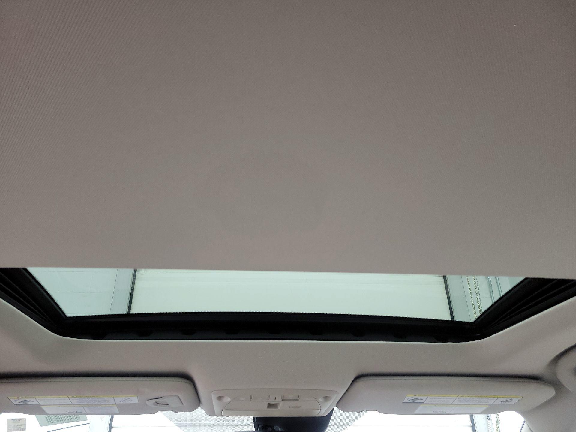 Thumbnail: 2018 Nissan Rogue - 20