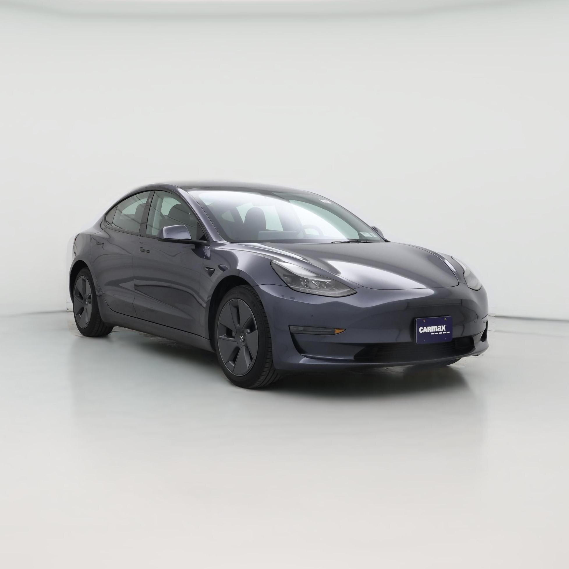 Thumbnail: 2023 Tesla Model 3 - 1