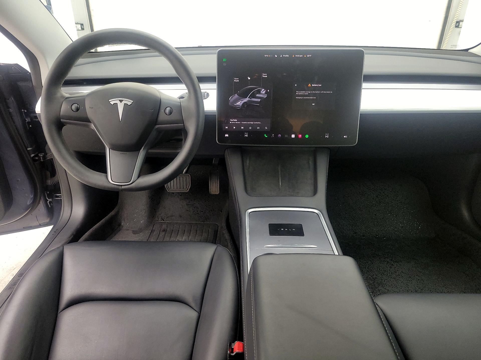 Thumbnail: 2023 Tesla Model 3 - 9