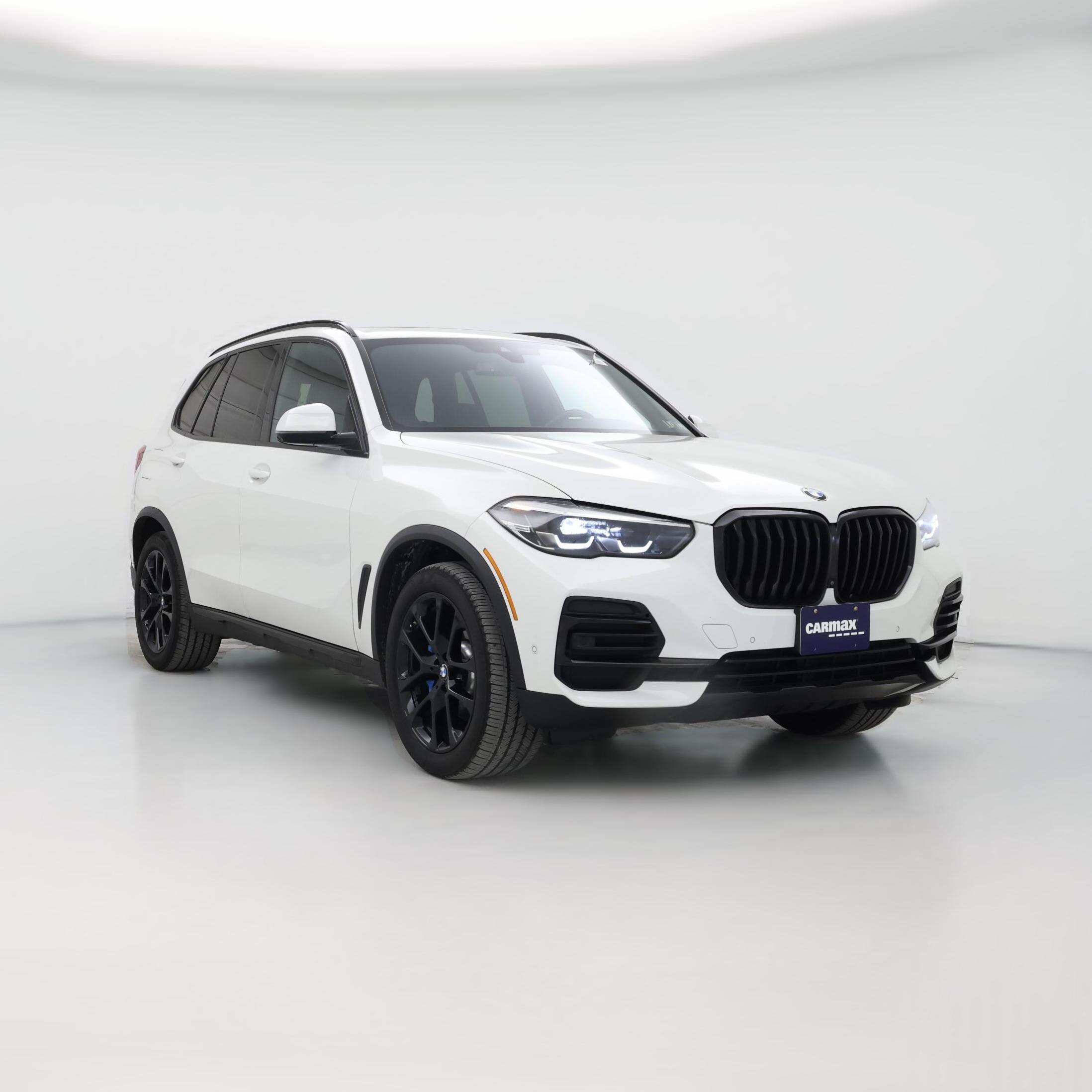 Thumbnail: 2022 BMW X5 - 1