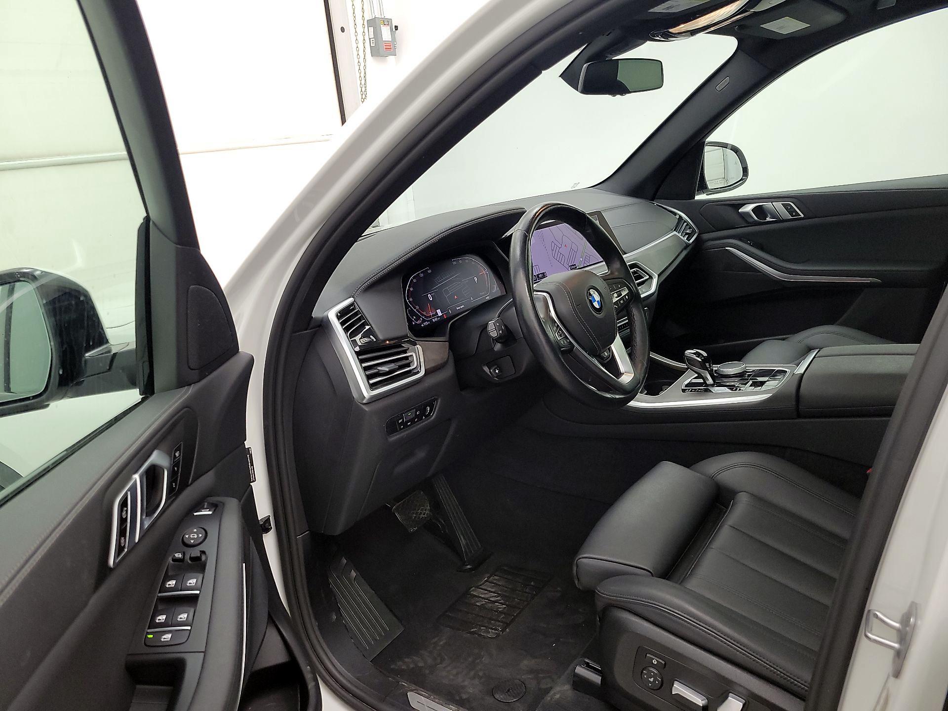 Thumbnail: 2022 BMW X5 - 11