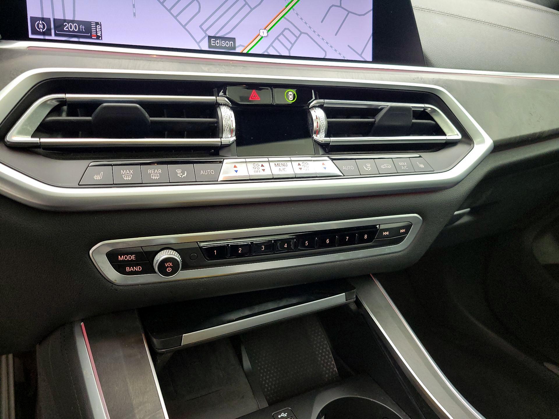 Thumbnail: 2022 BMW X5 - 17