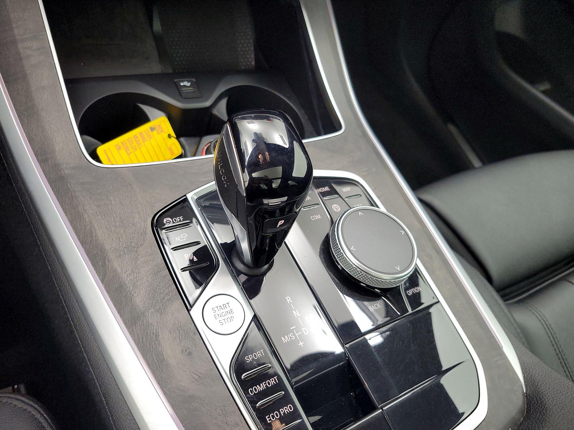 Thumbnail: 2022 BMW X5 - 18