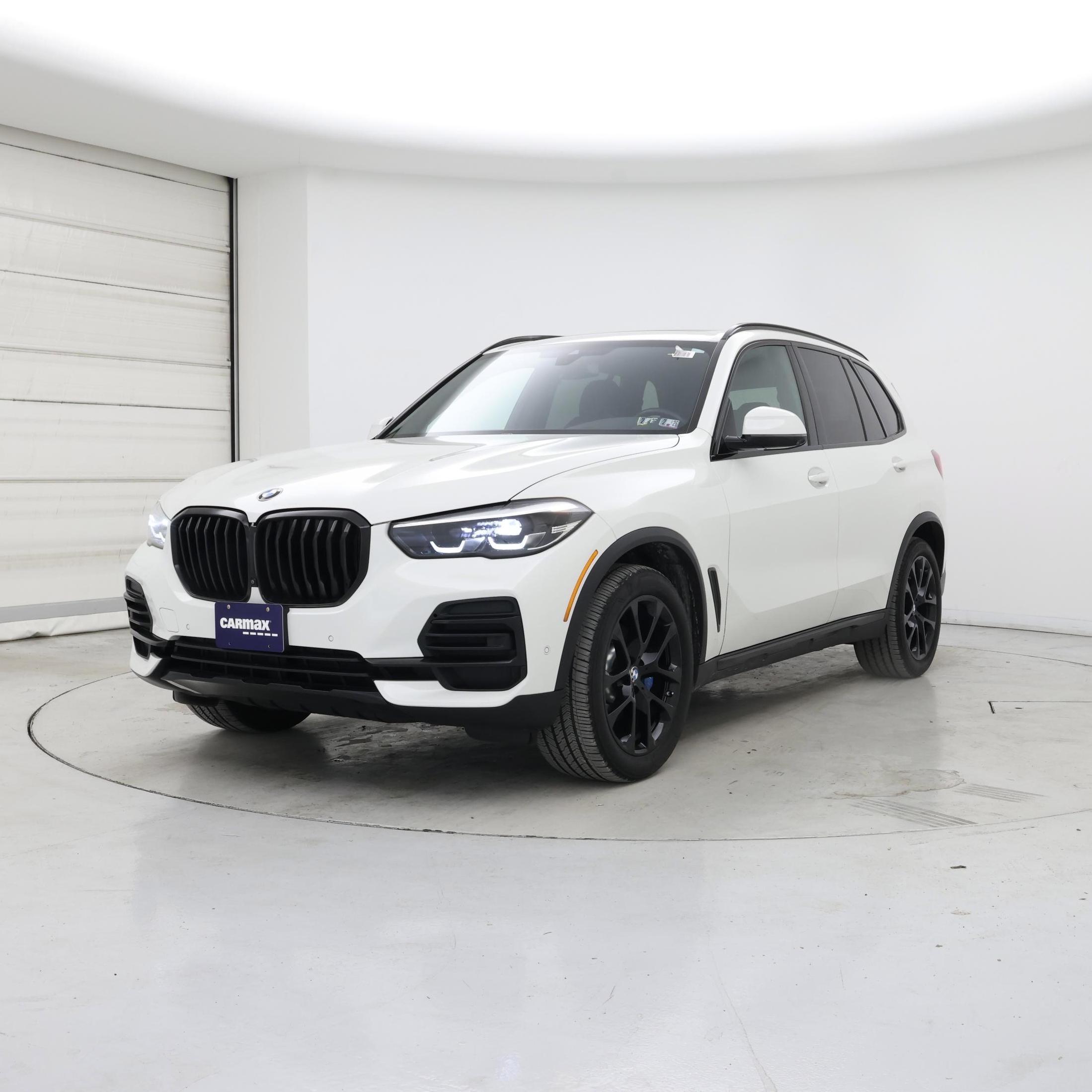 Thumbnail: 2022 BMW X5 - 4