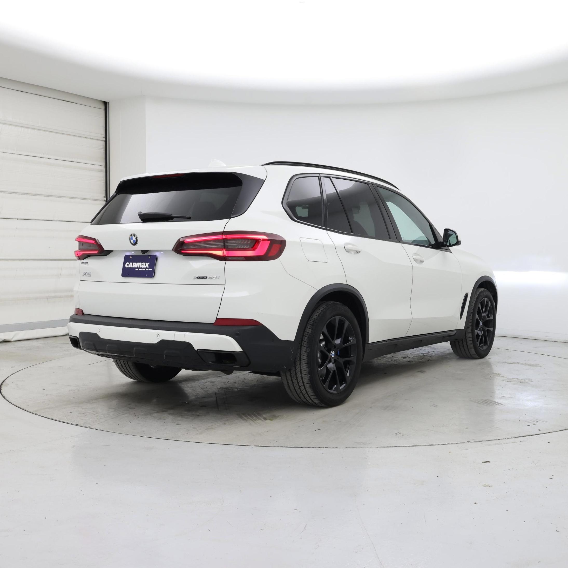 Thumbnail: 2022 BMW X5 - 8