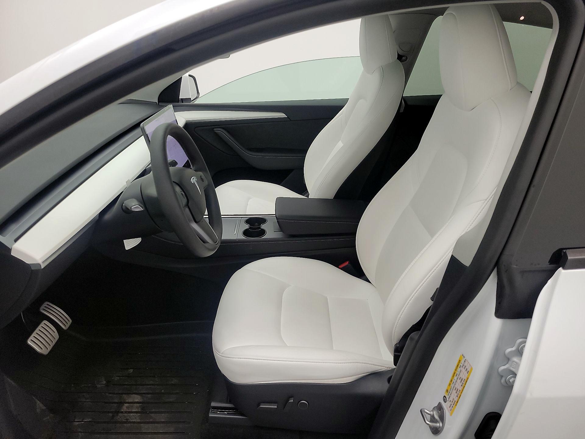 Thumbnail: 2024 Tesla Model Y - 11